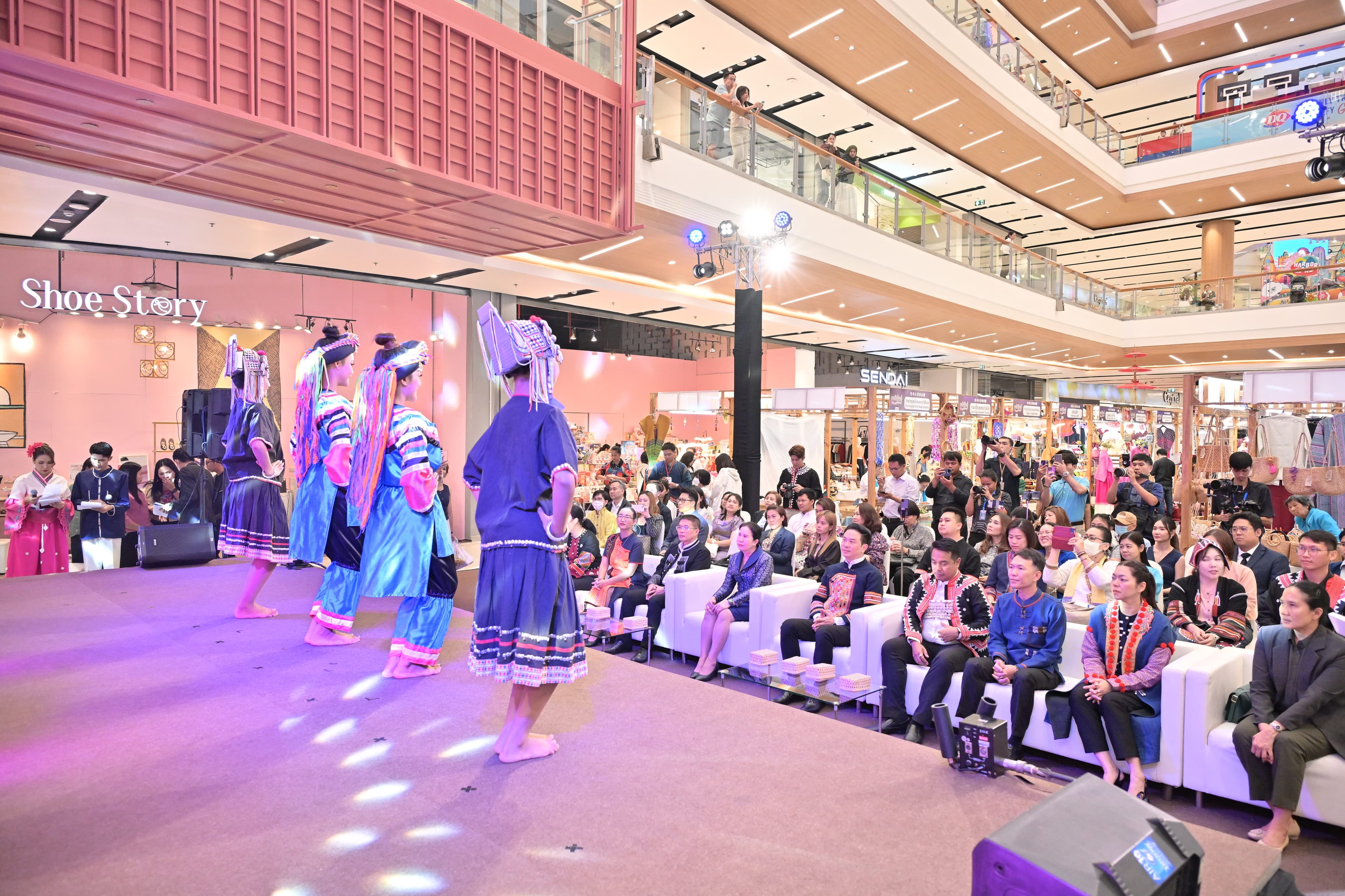 รูปภาพแกลเลอรี