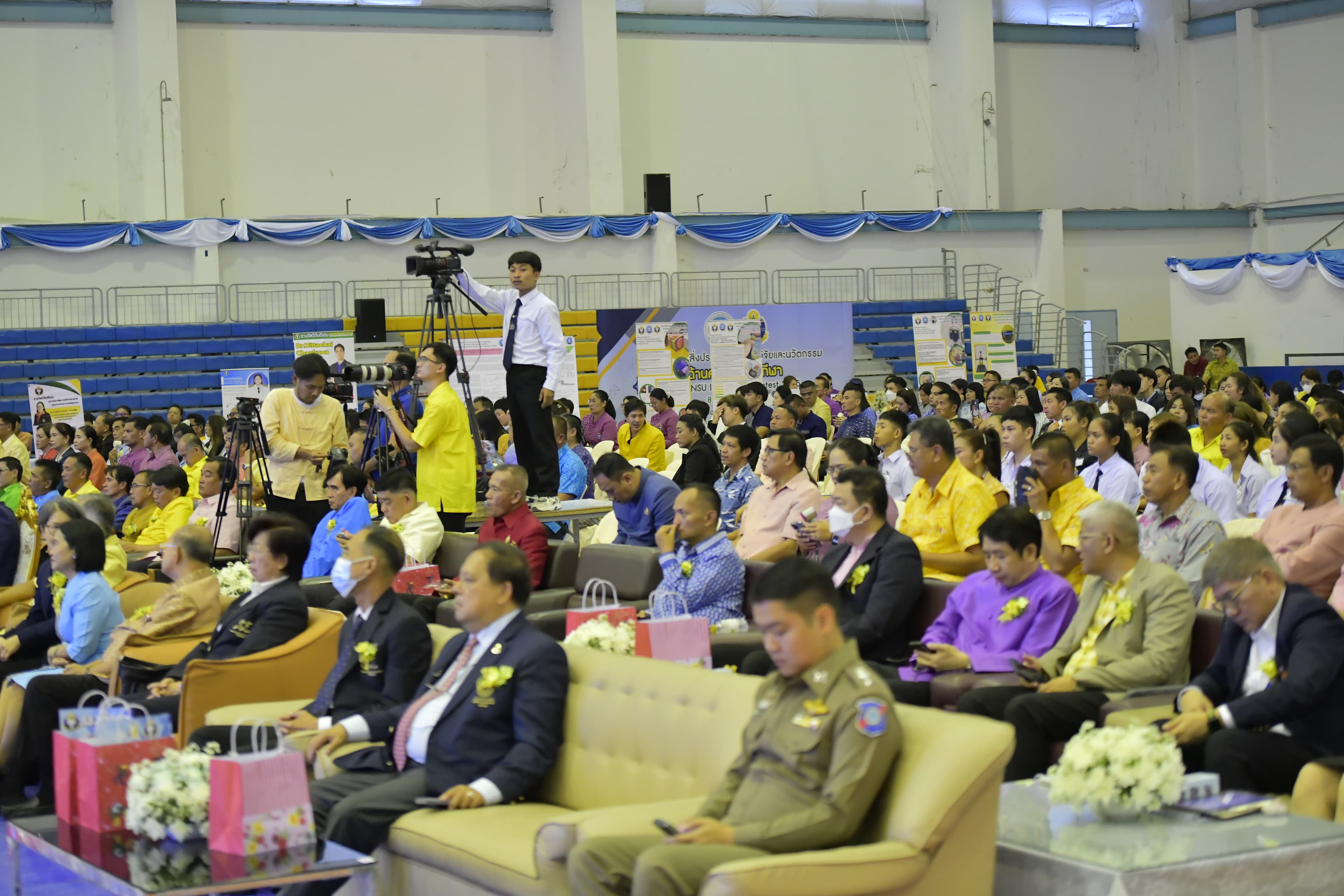 รูปภาพแกลเลอรี