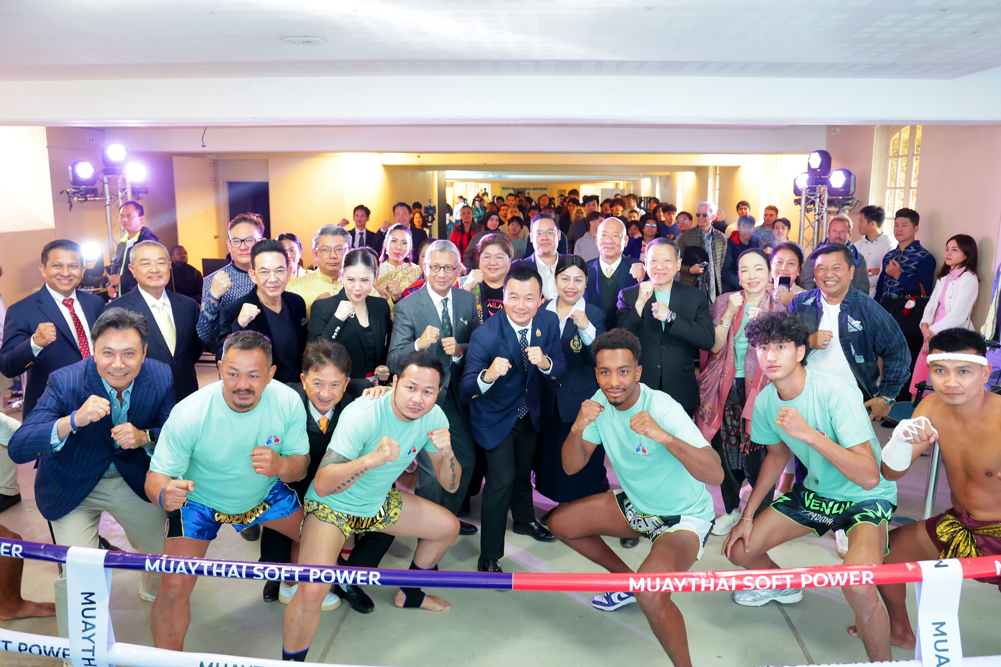 รมว.ท่องเที่ยวและกีฬา เปิดงาน “Thai Fists in Thai Fest” กลางกรุงปารีส ดันมวยไทยสู่เวทีโลก หนุน Soft Power ไทยสร้างแรงบันดาลใจนักท่องเที่ยว