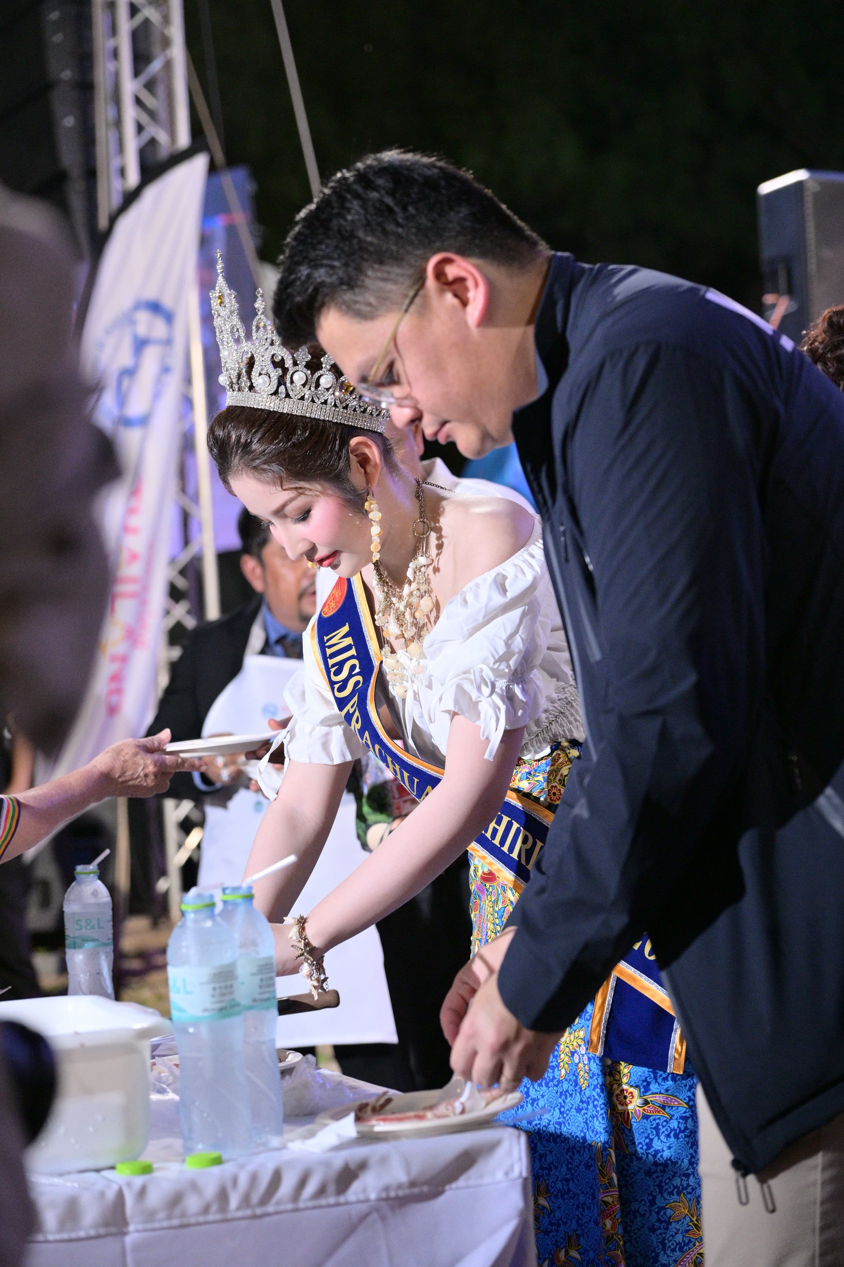 รูปภาพแกลเลอรี