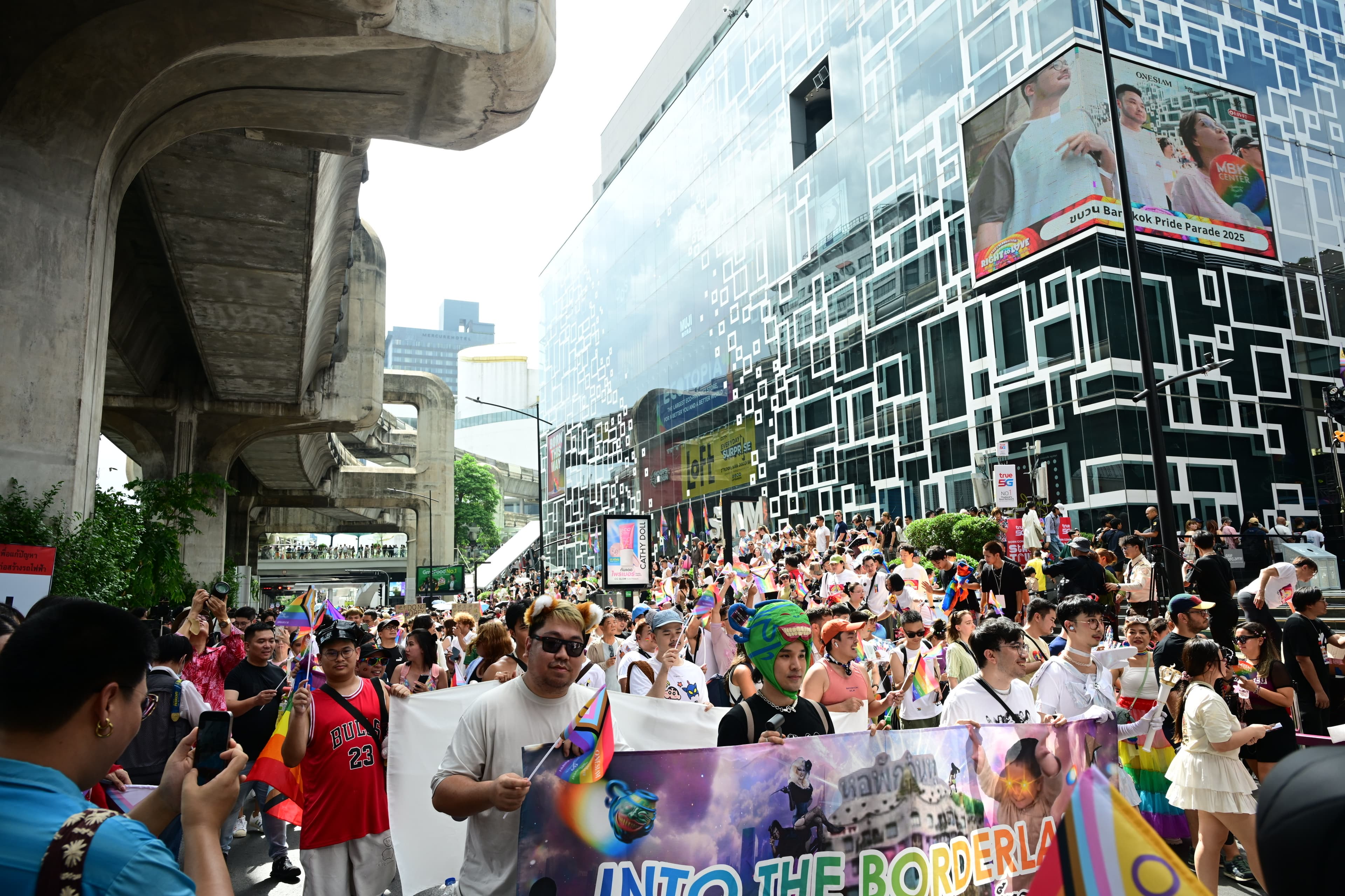 รูปภาพแกลเลอรี