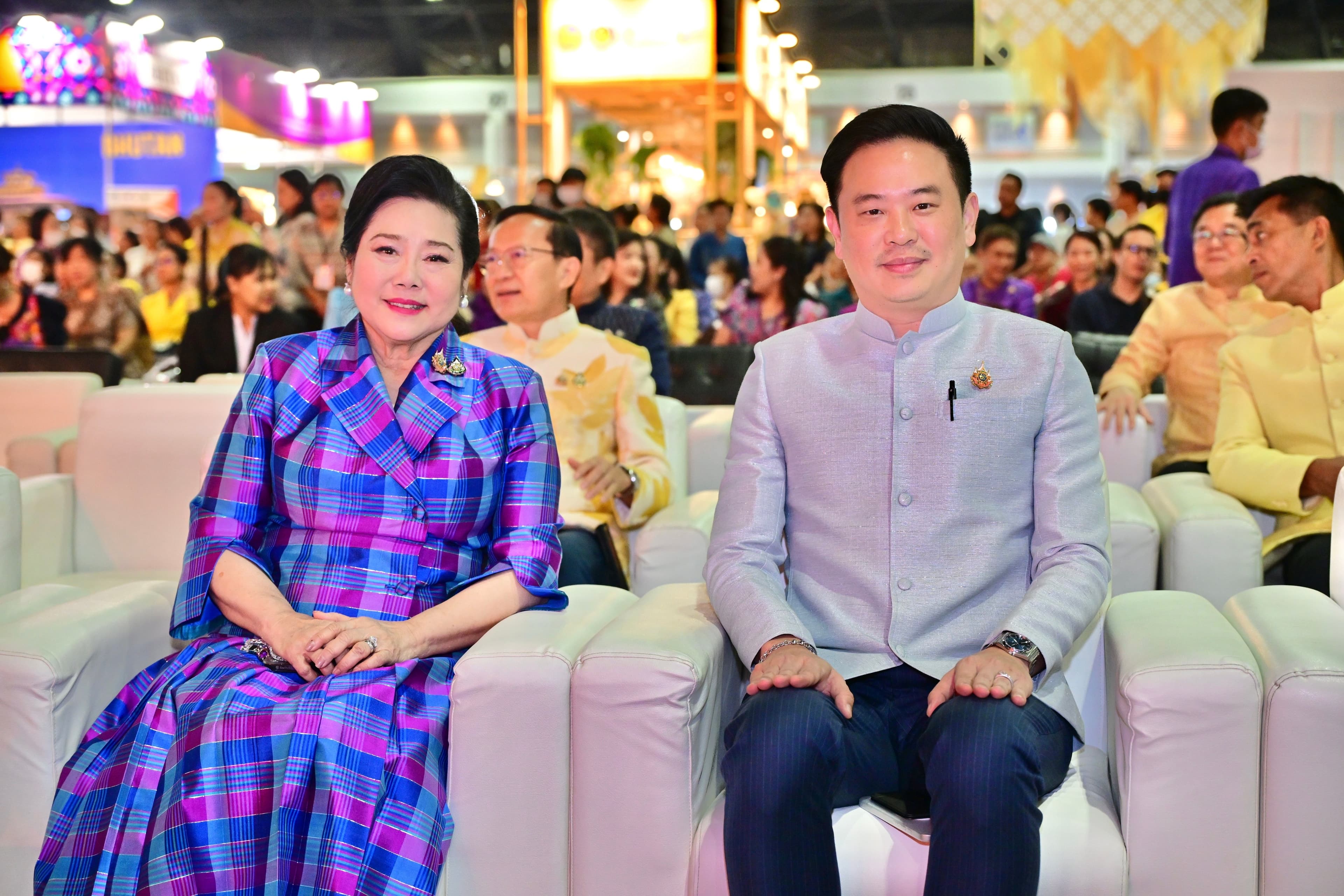 รูปภาพแกลเลอรี