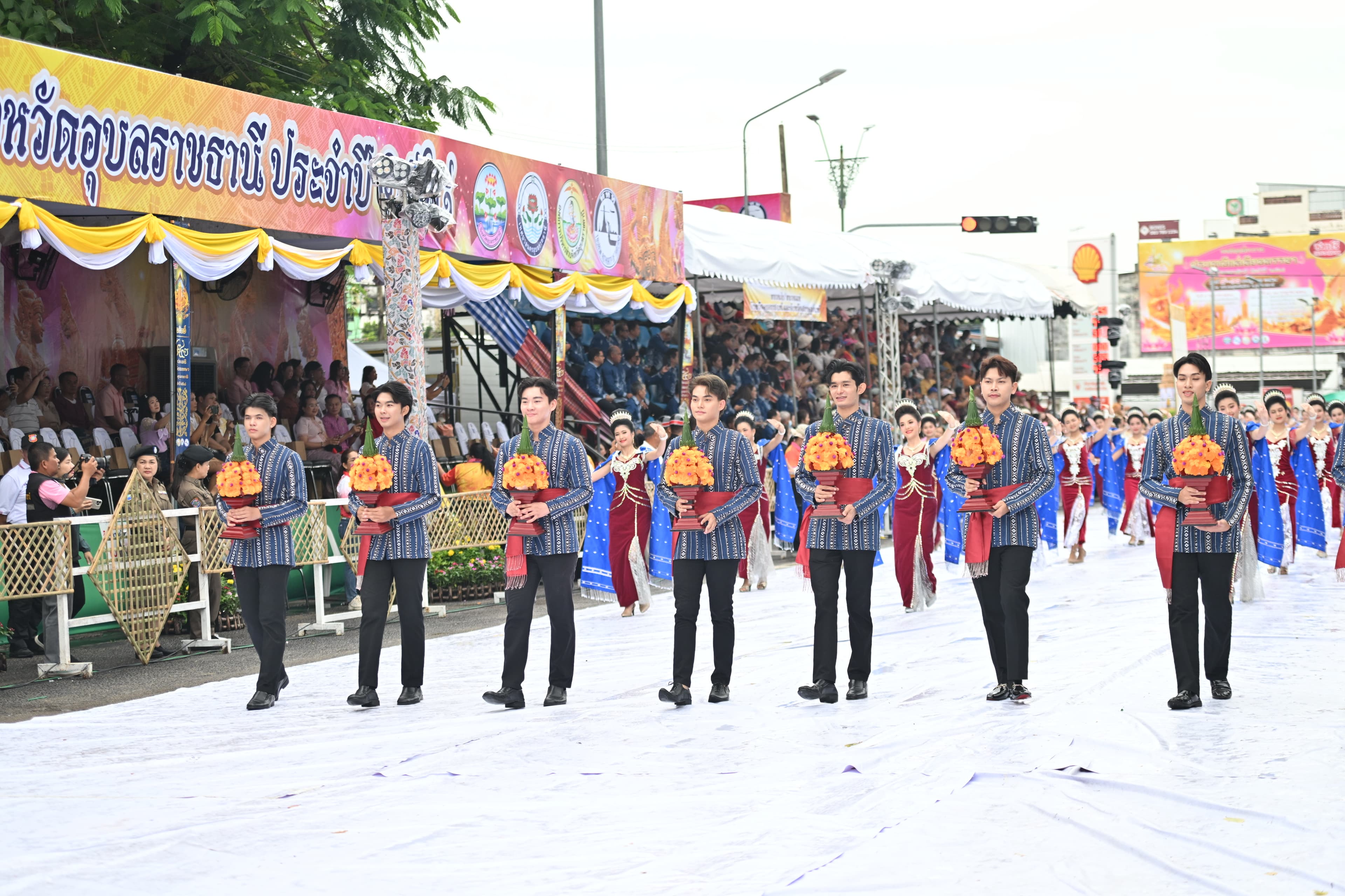 รูปภาพแกลเลอรี