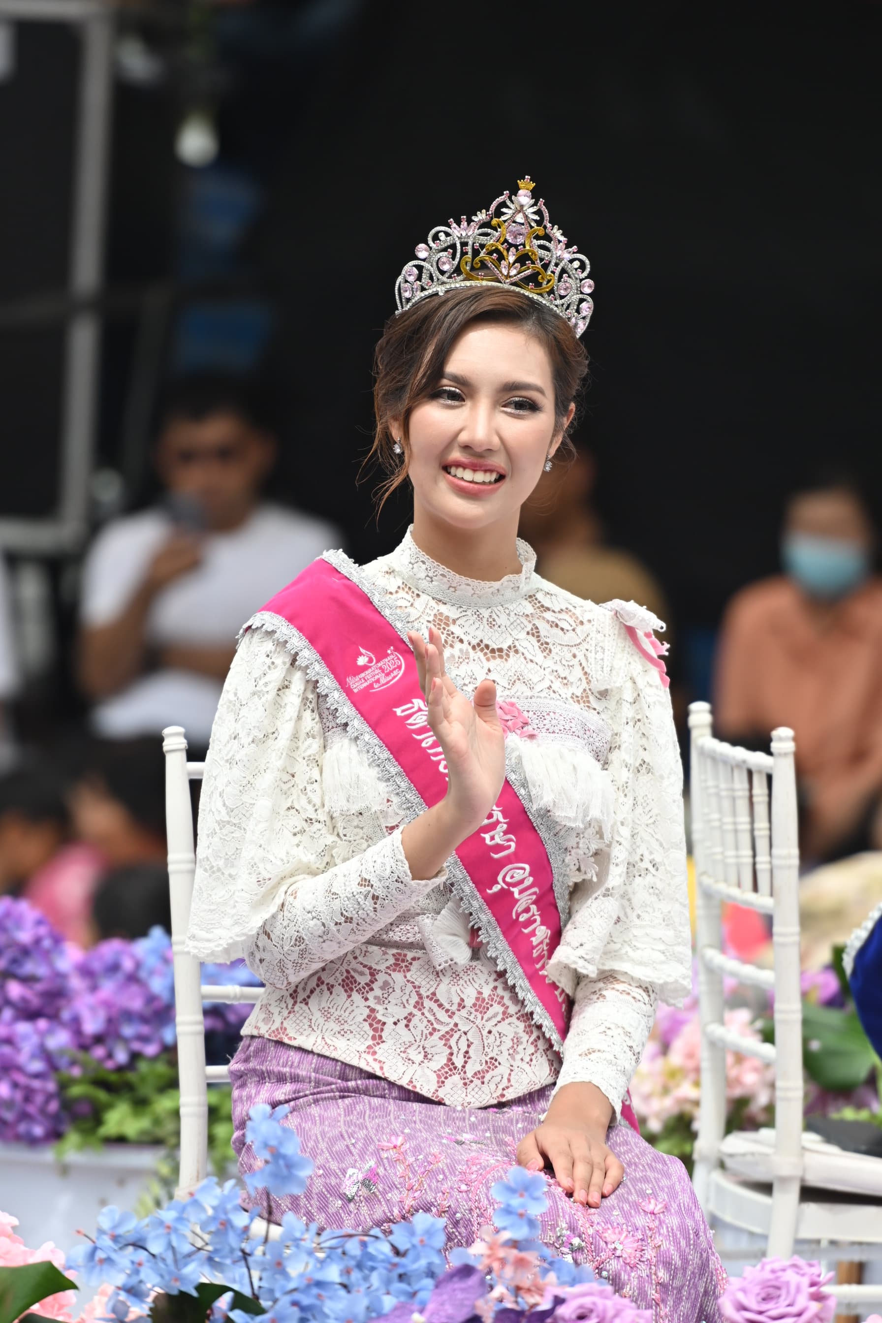 รูปภาพแกลเลอรี