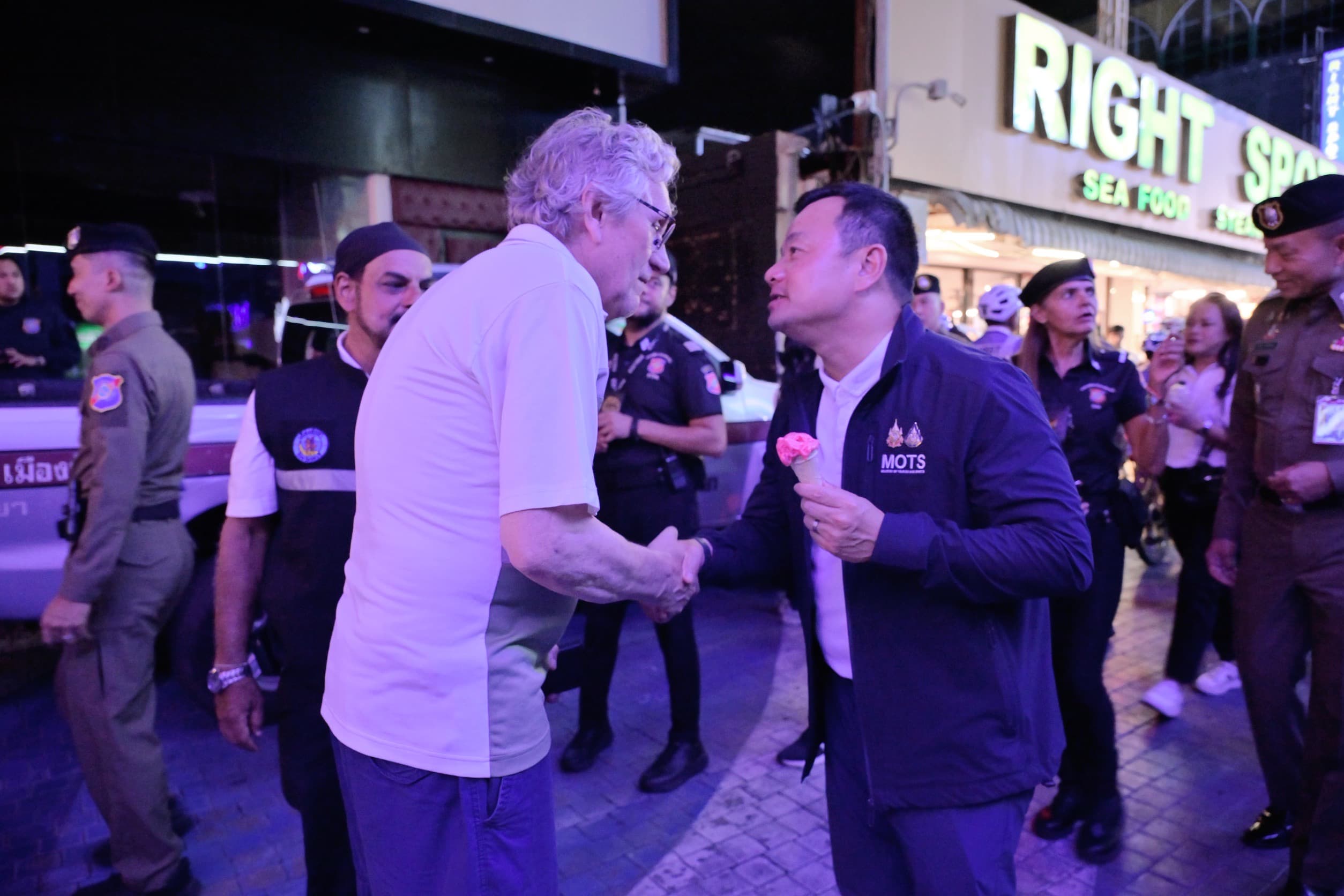 รูปภาพแกลเลอรี