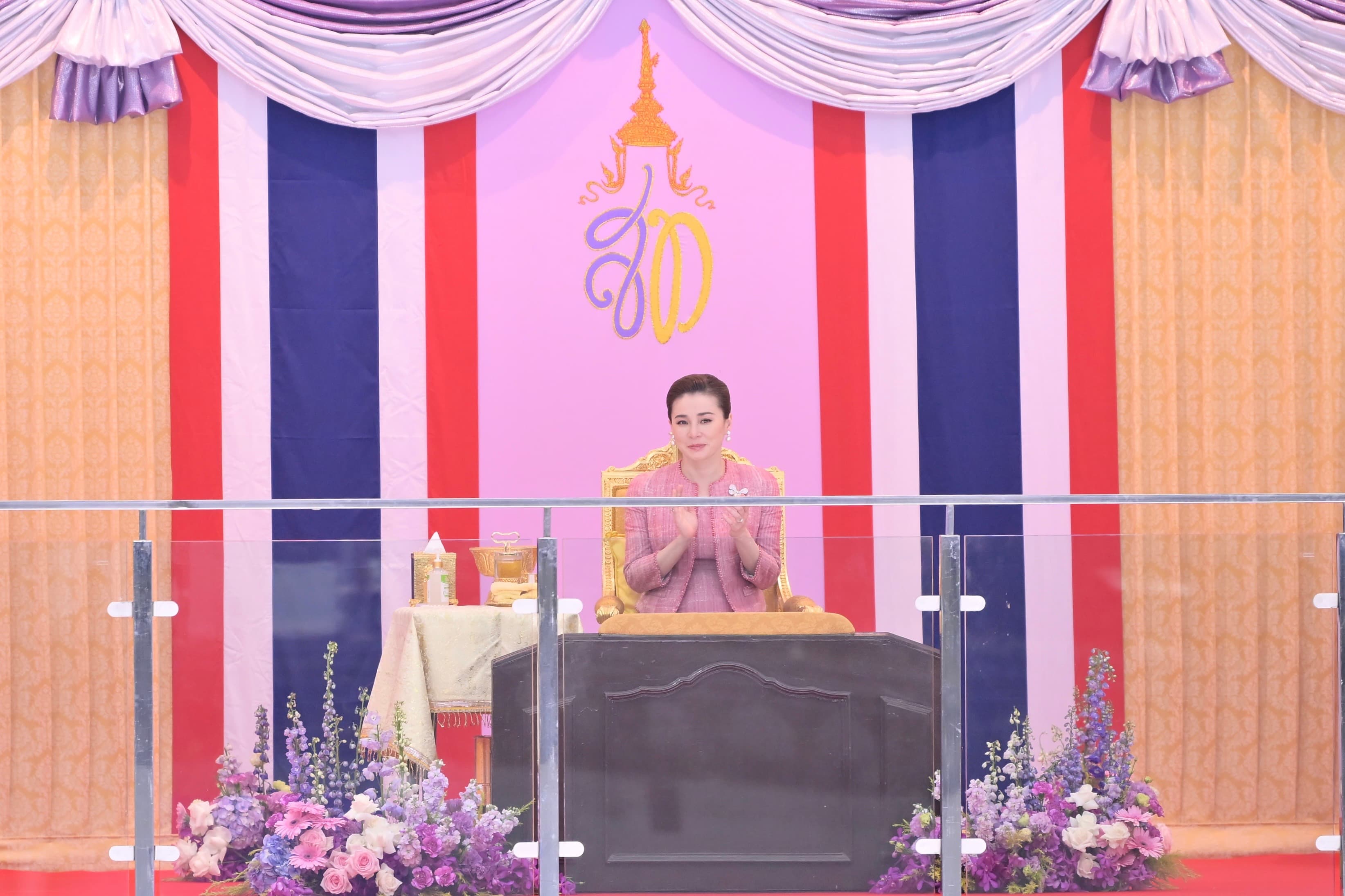 รูปภาพแกลเลอรี