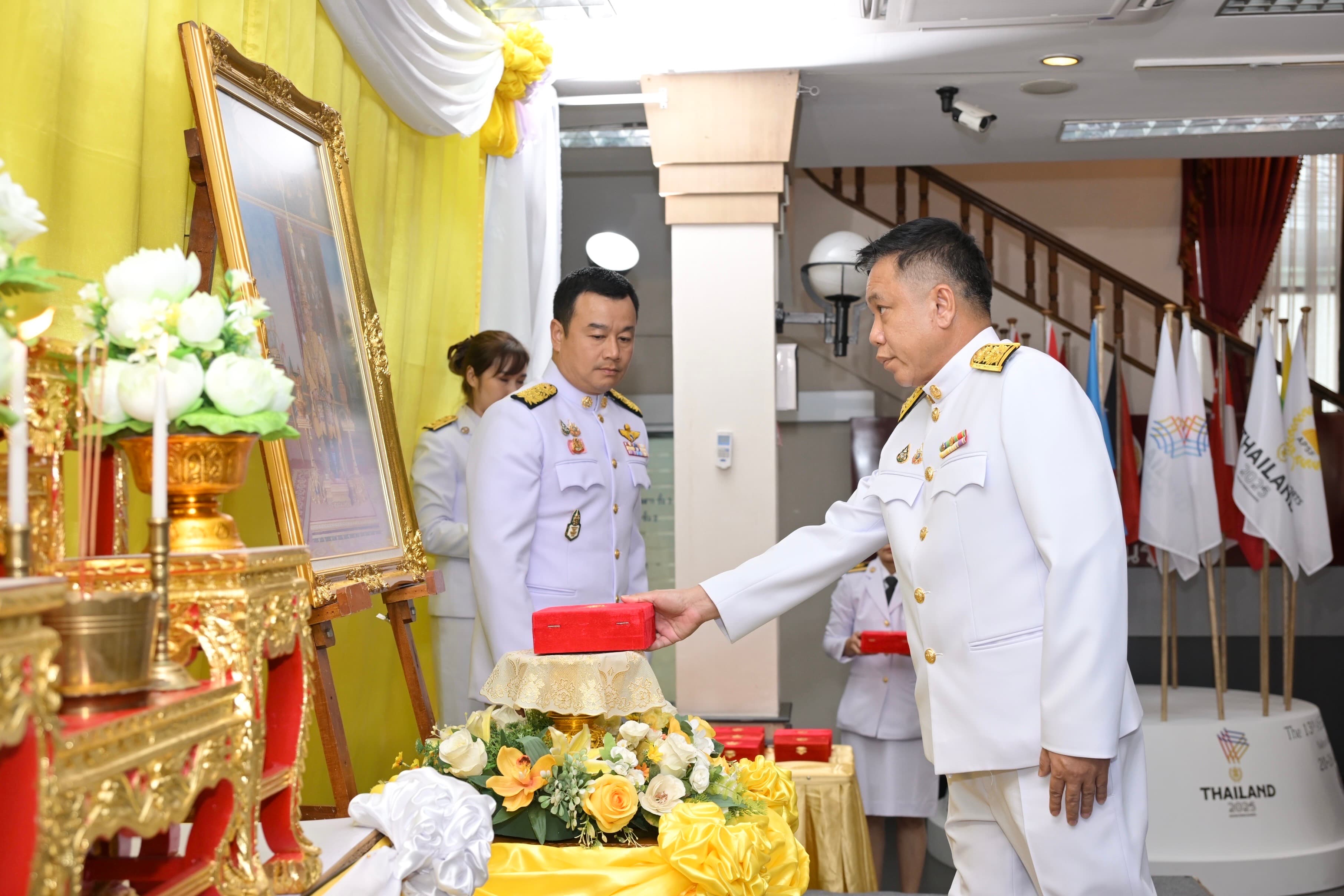 รูปภาพแกลเลอรี