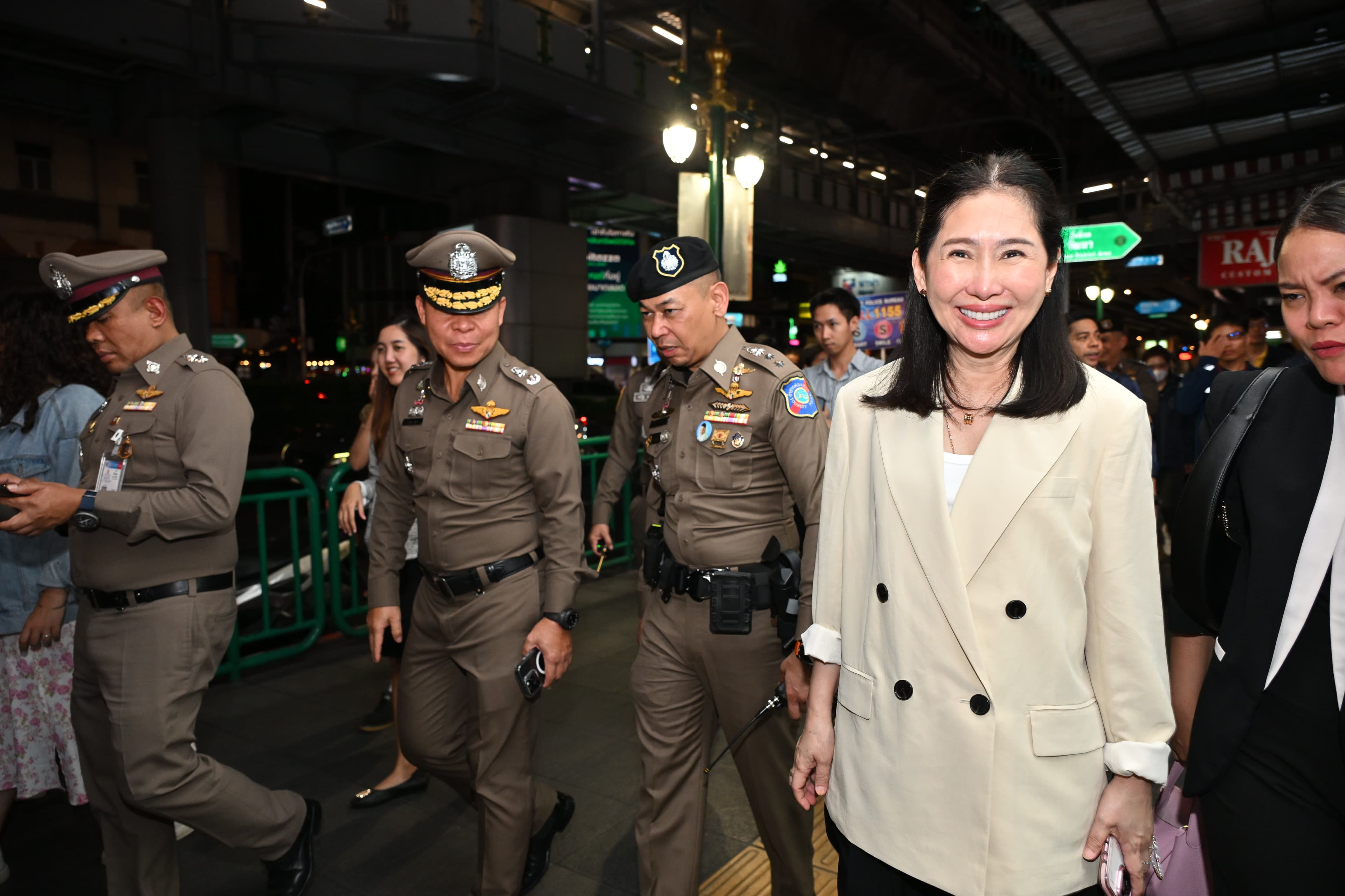 รูปภาพแกลเลอรี