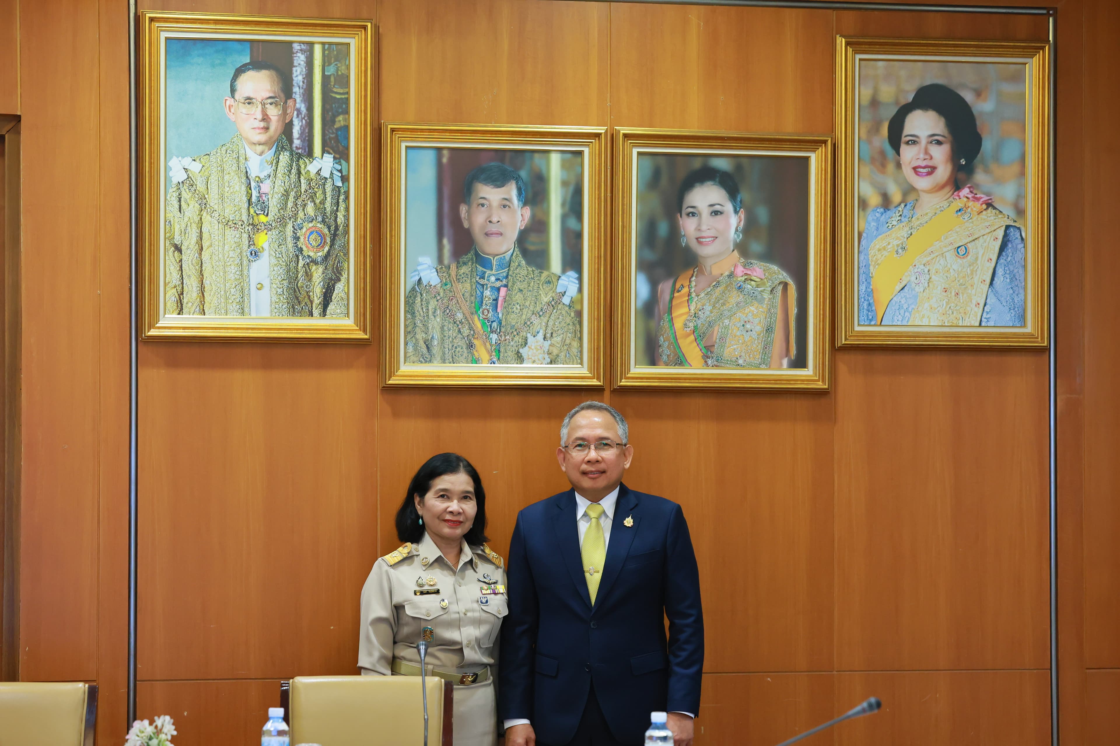 รูปภาพแกลเลอรี