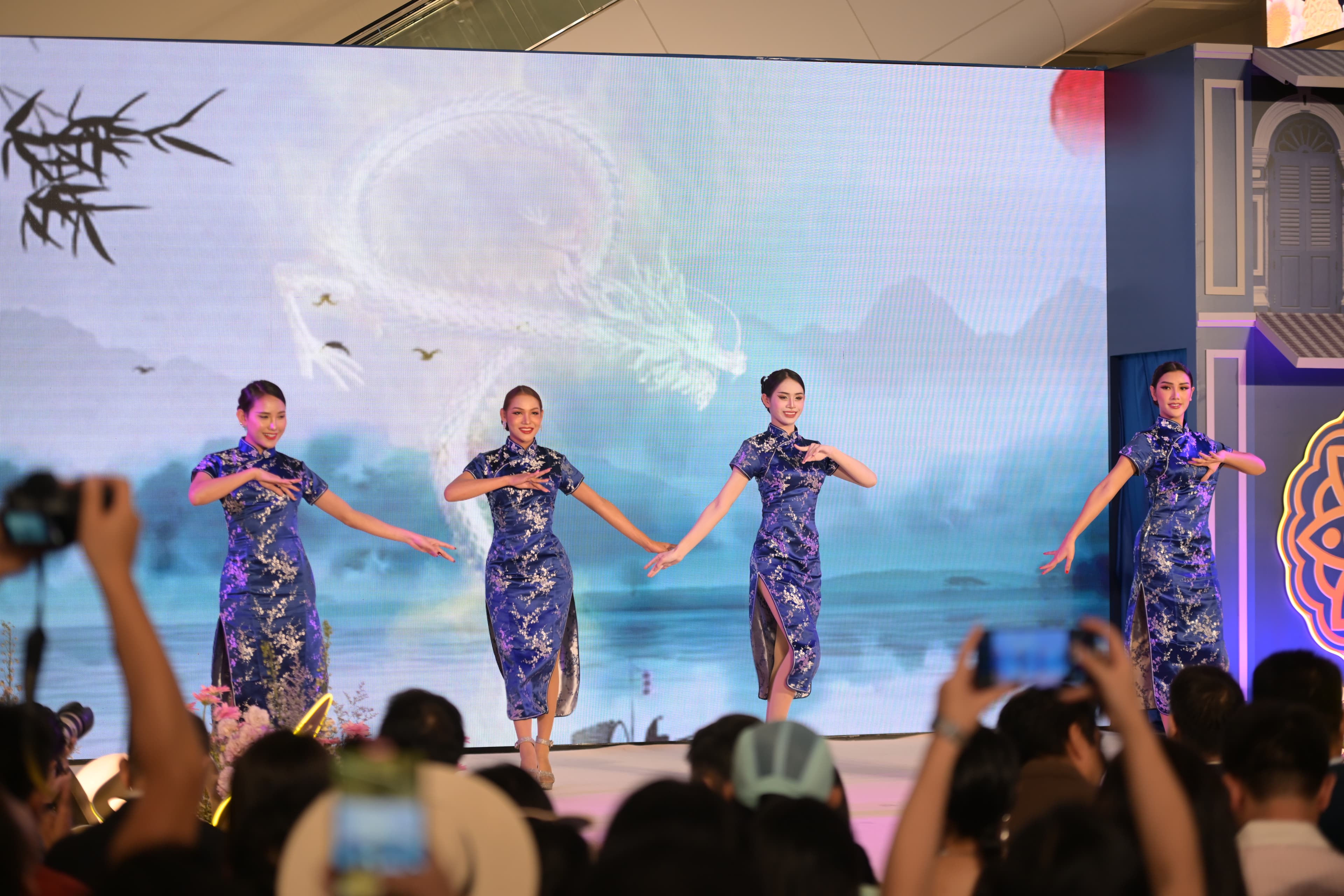 รูปภาพแกลเลอรี