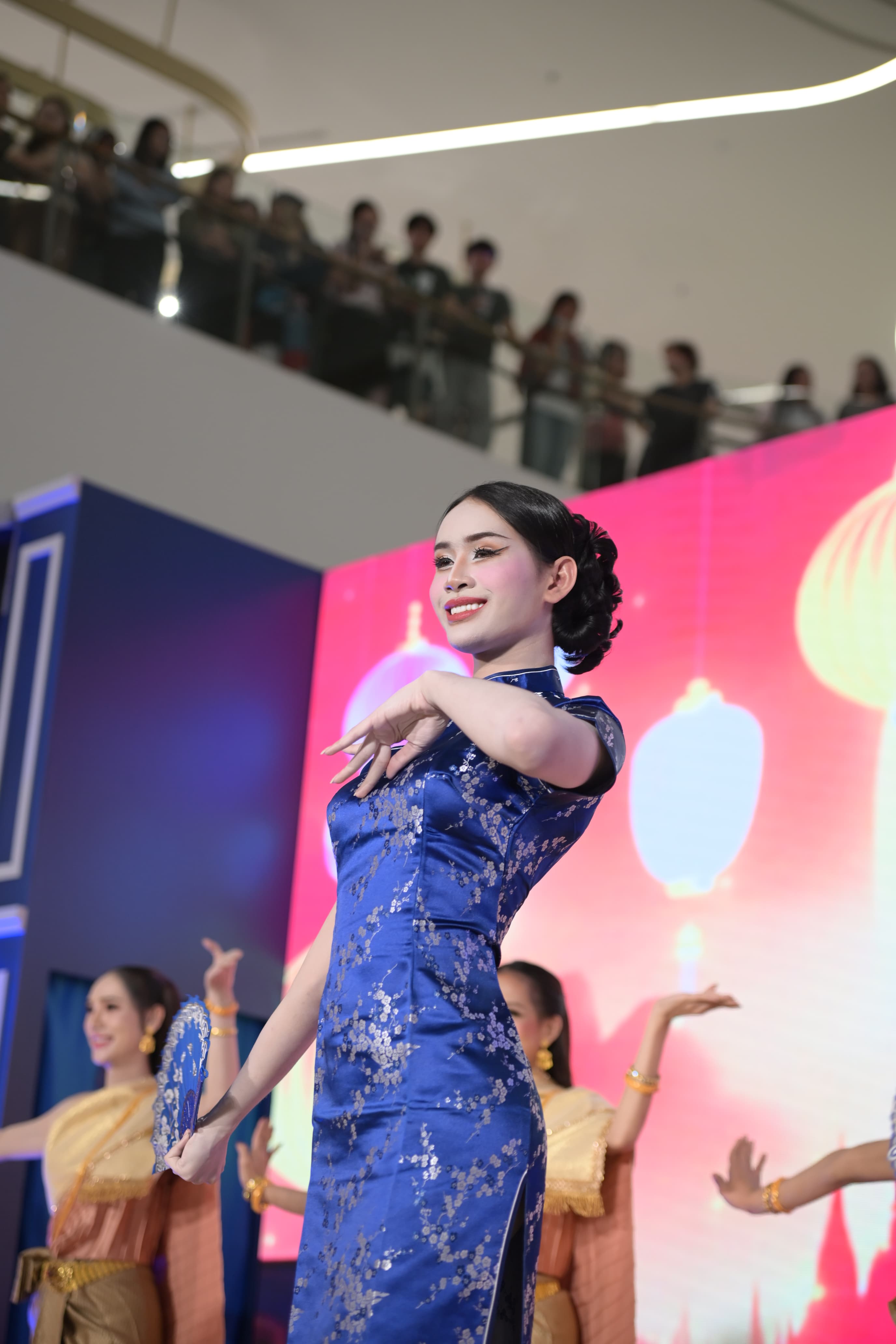รูปภาพแกลเลอรี