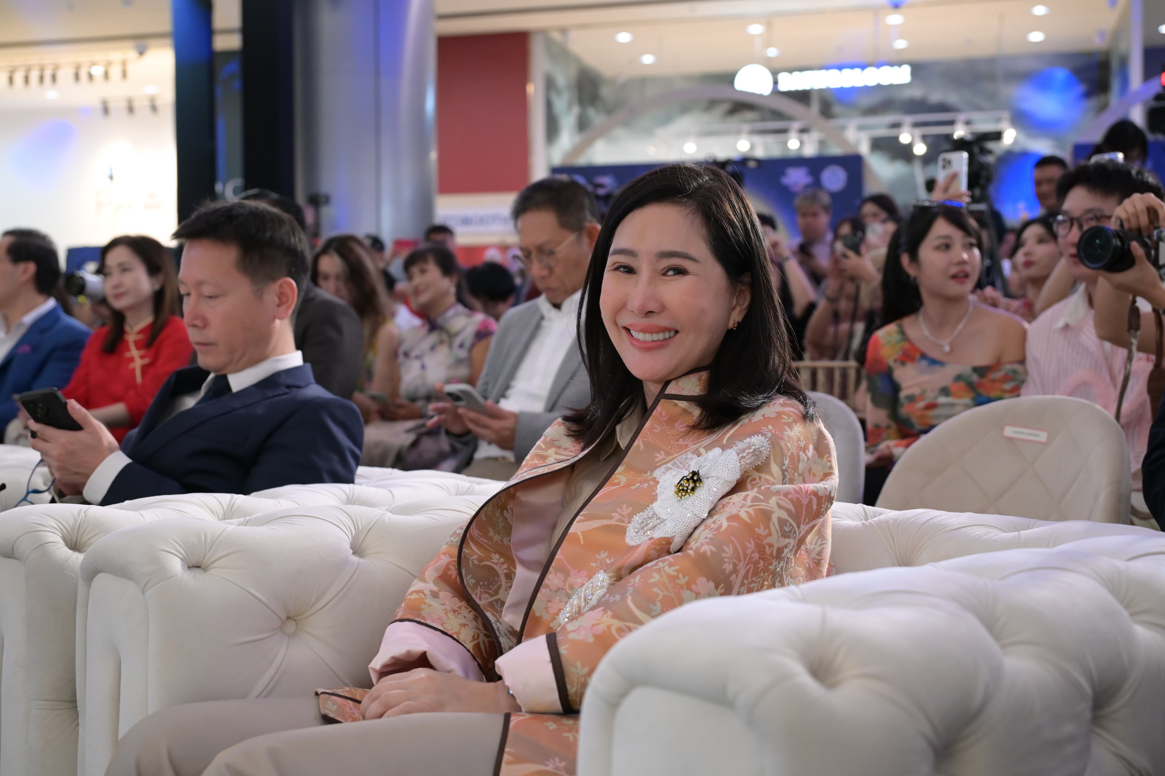 รูปภาพแกลเลอรี