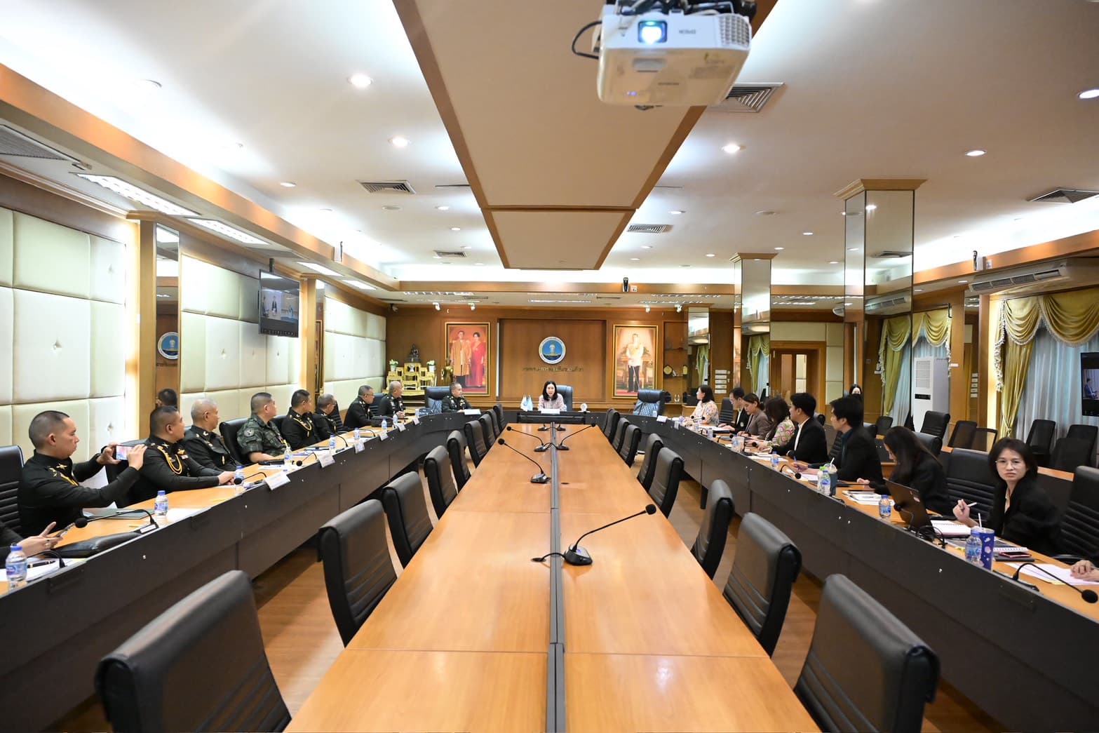รูปภาพแกลเลอรี