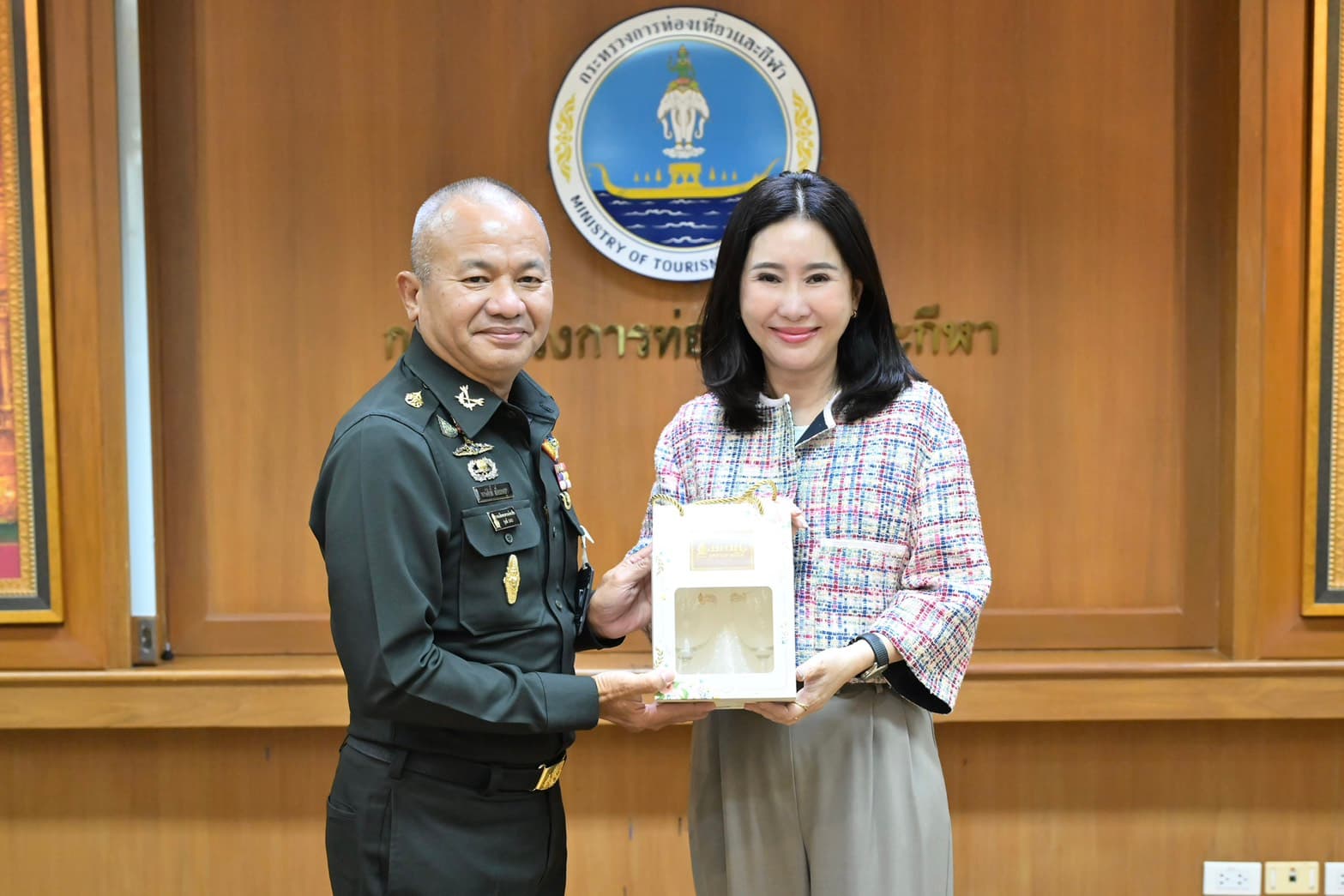 รูปภาพแกลเลอรี
