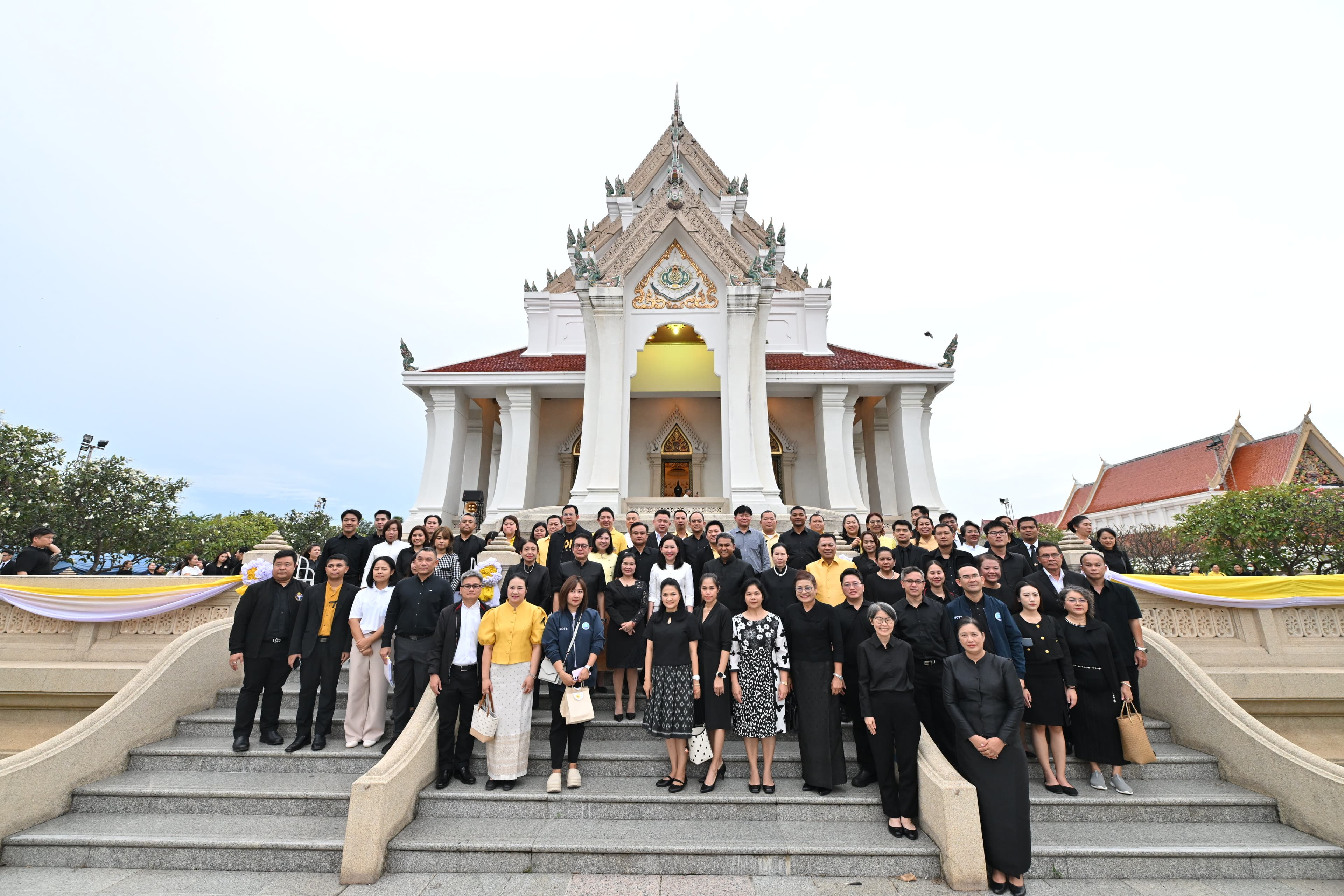 รูปภาพแกลเลอรี