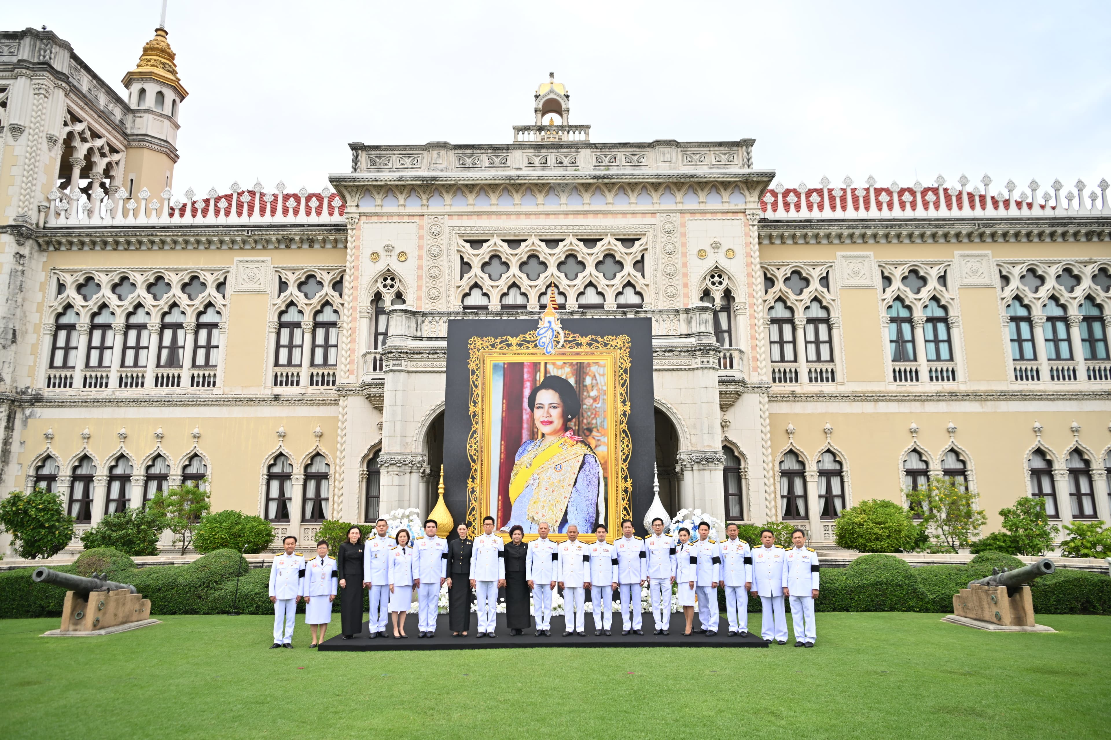  รมว.อรรถกร ร่วมพิธีบำเพ็ญกุศลสัตตมวาร (ครบ 7 วัน) เพื่ออุทิศถวายพระราชกุศลแด่ สมเด็จพระนางเจ้าสิริกิติ์ พระบรมราชินีนาถ พระบรมราชชนนีพันปีหลวง