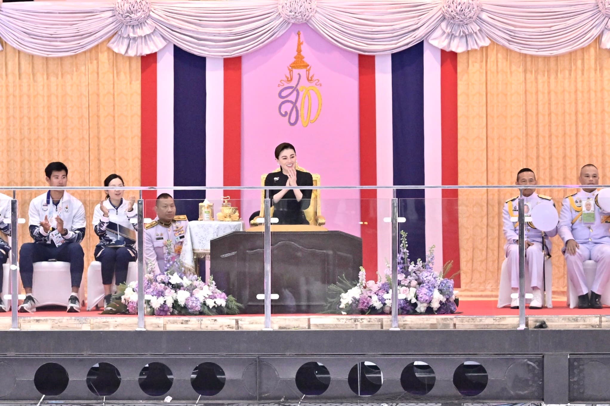 รมว.ท่องเที่ยวและกีฬา เฝ้ารับเสด็จฯ "พระราชินี" ทอดพระเนตรฮอกกี้น้ำแข็งซีเกมส์ ครั้งที่ 33 ชื่นชมทัพนักกีฬาไทยสร้างประวัติศาสตร์คว้าทองทีมหญิง