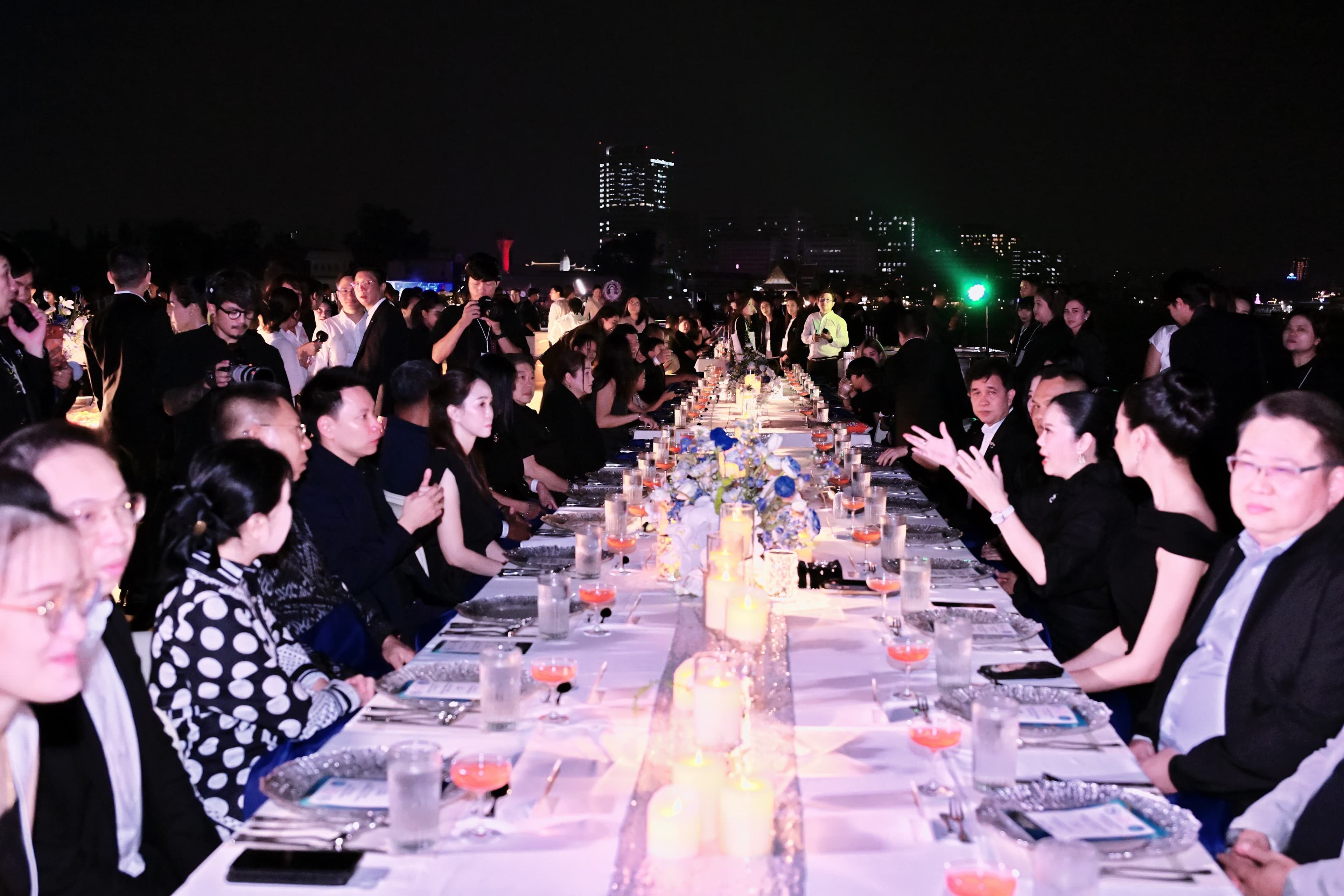 รูปภาพแกลเลอรี