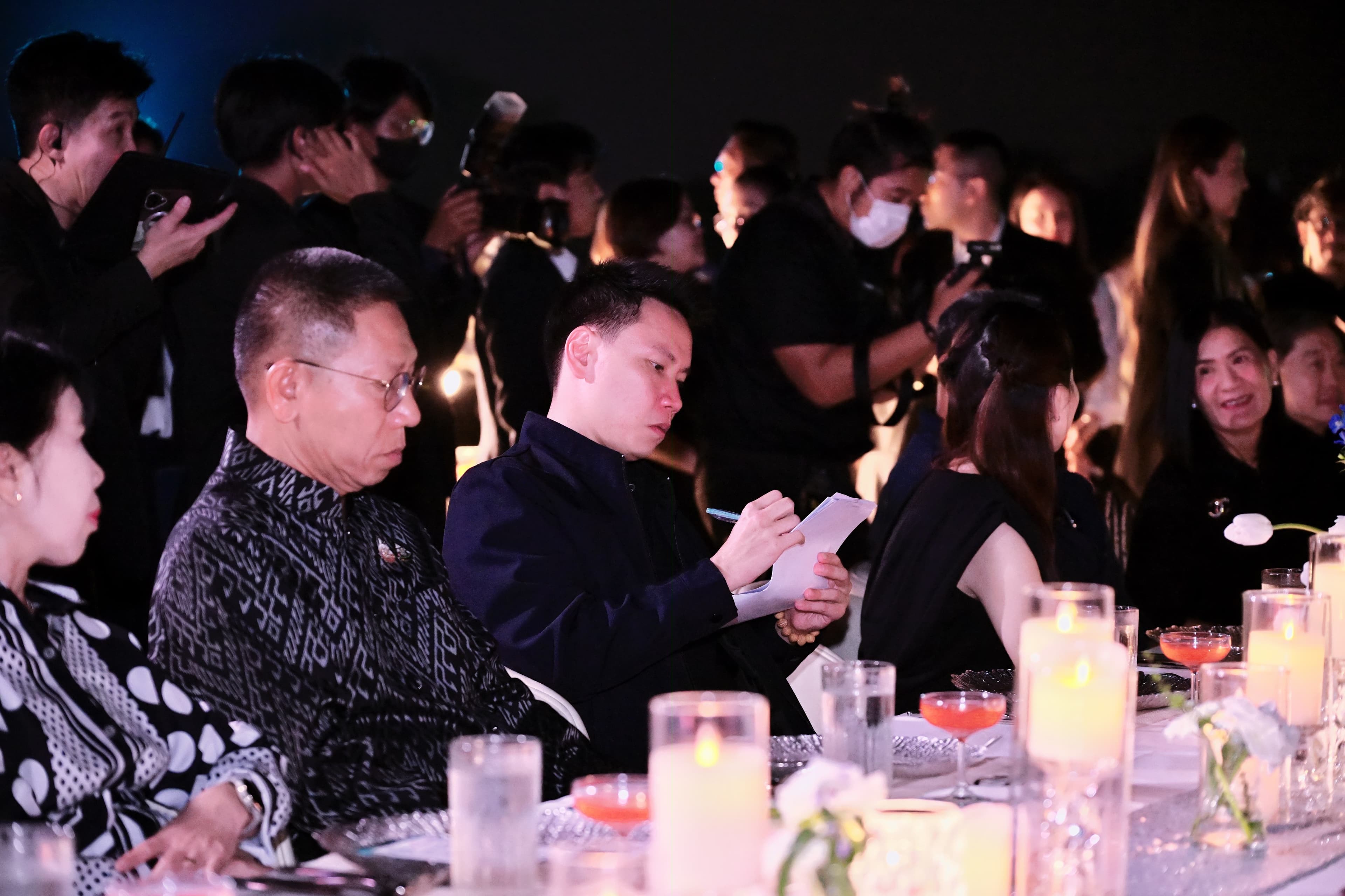 รูปภาพแกลเลอรี