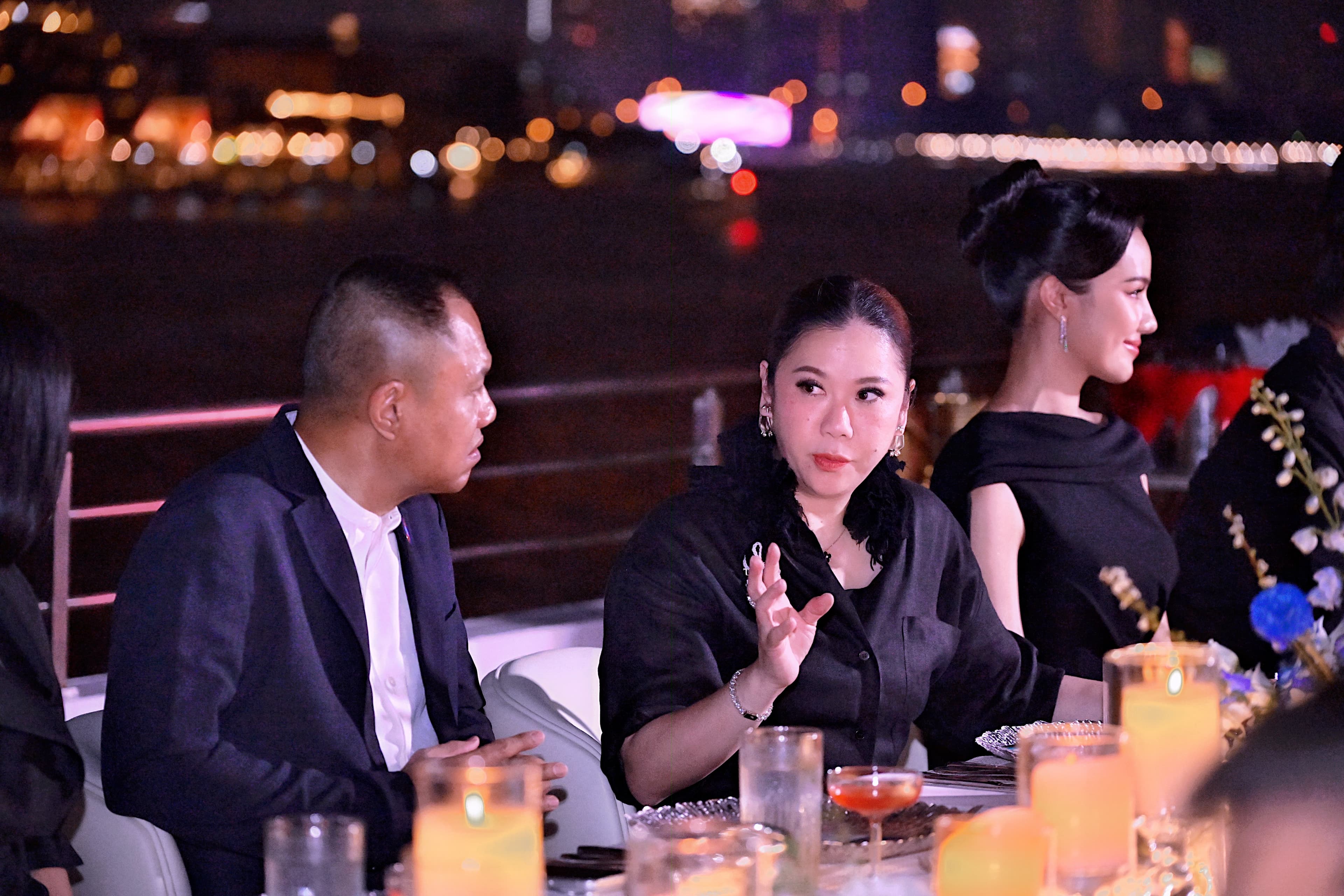 รูปภาพแกลเลอรี