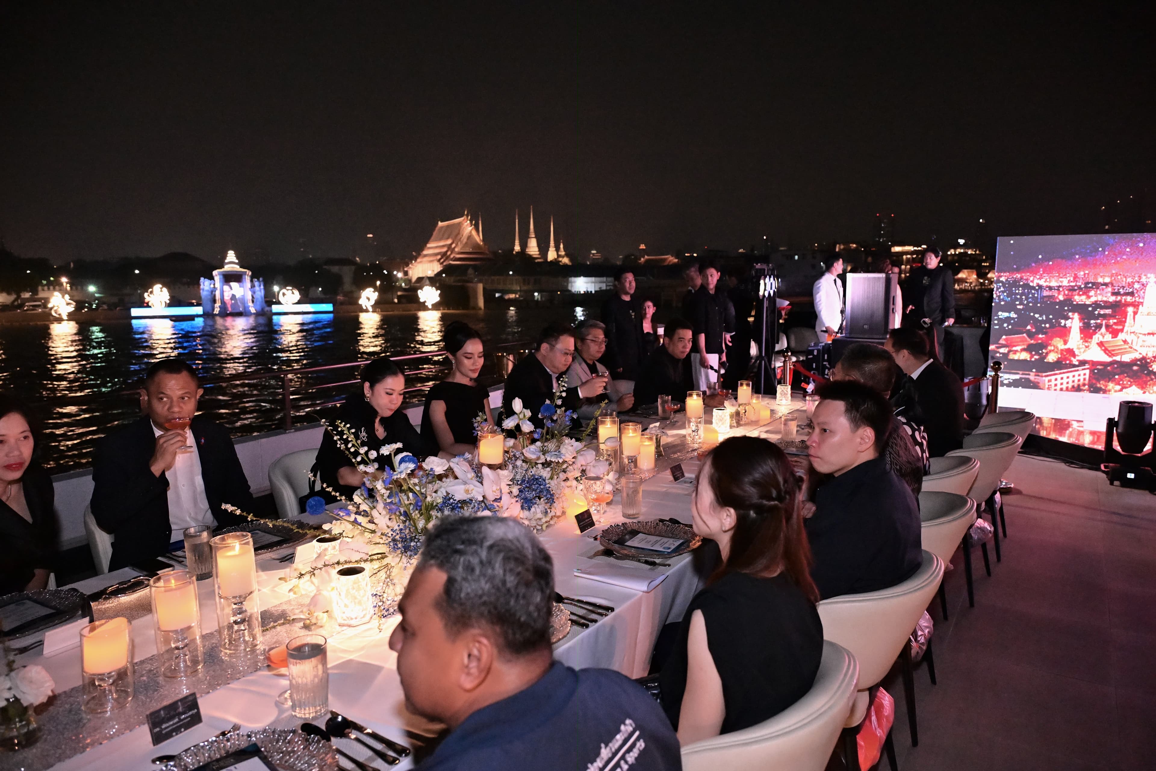 รูปภาพแกลเลอรี
