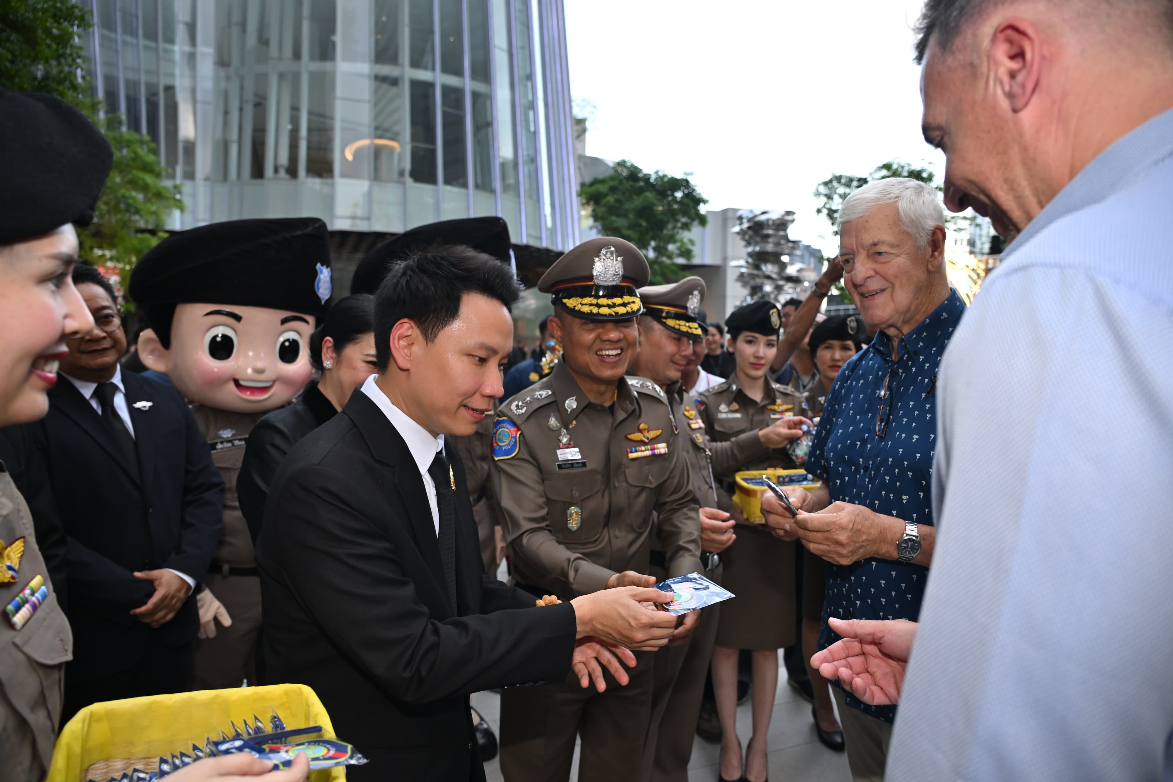 รูปภาพแกลเลอรี