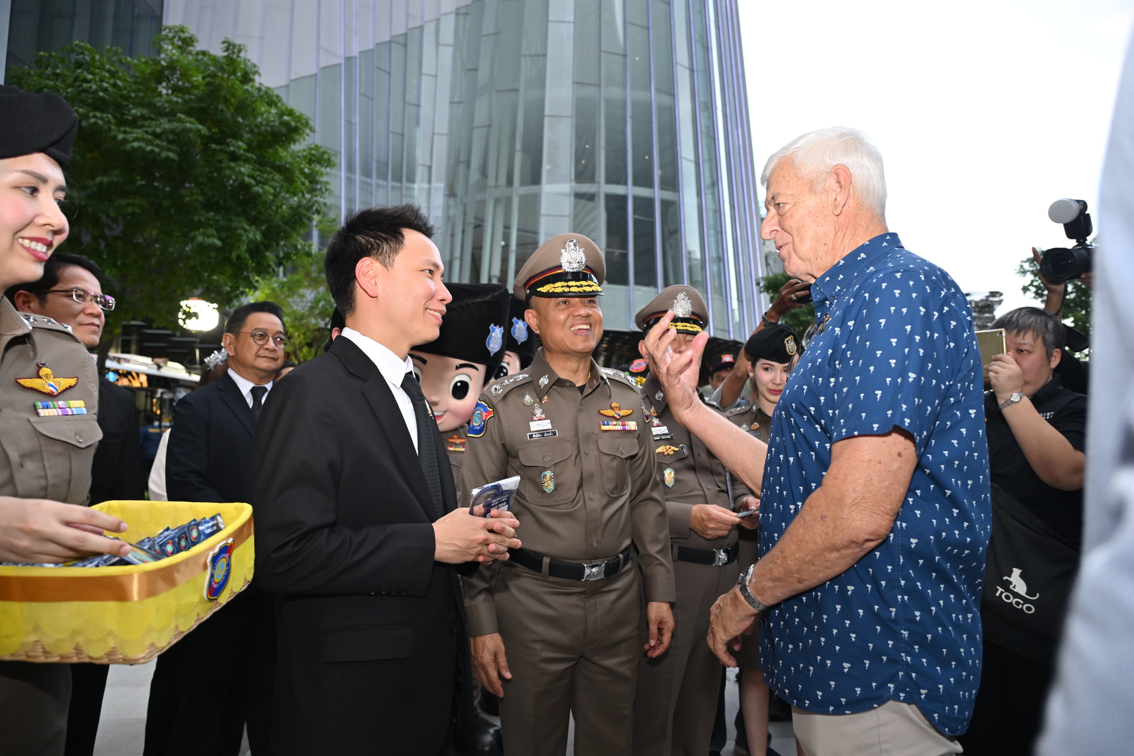 รูปภาพแกลเลอรี