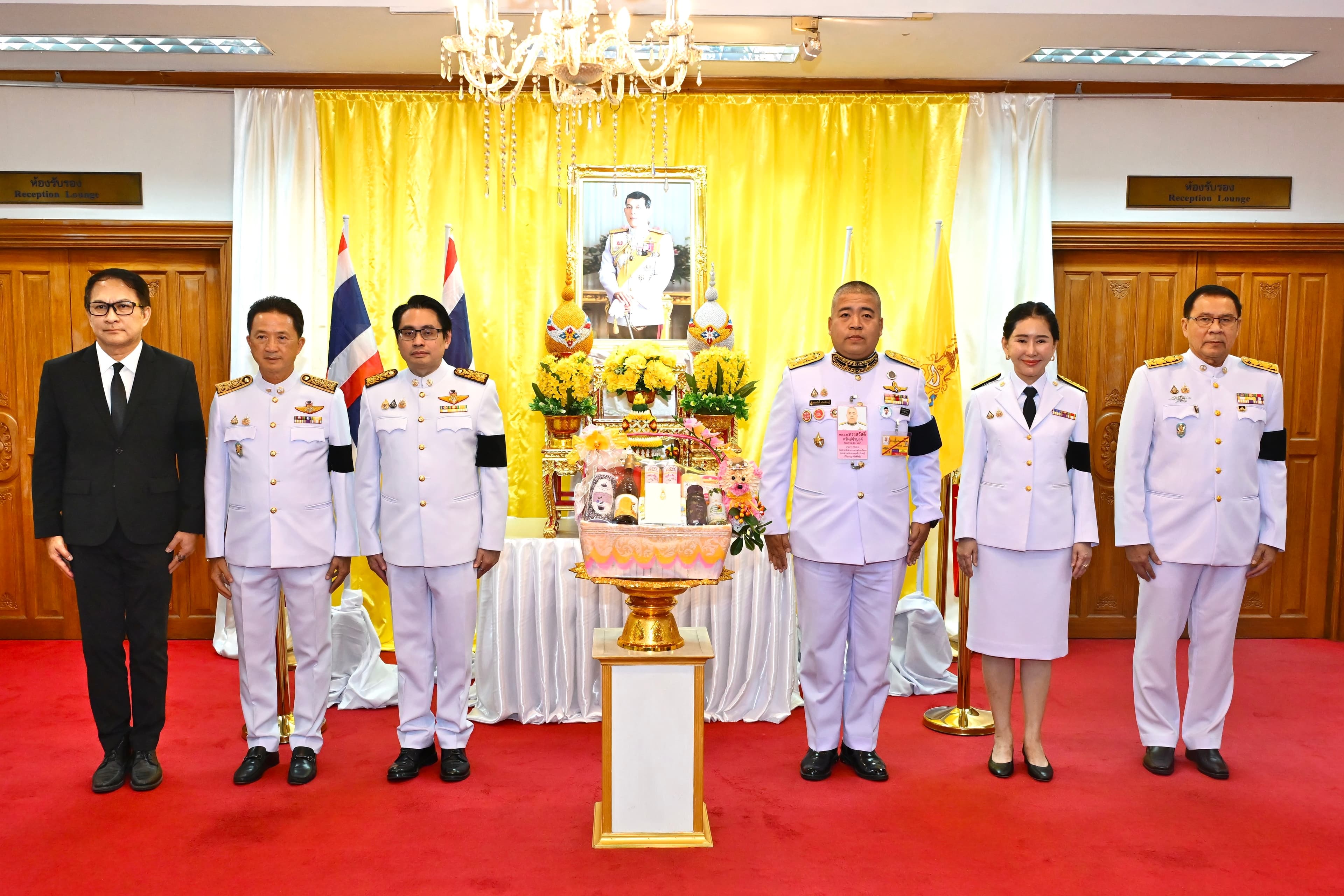 พระบาทสมเด็จพระเจ้าอยู่หัวทรงพระกรุณาโปรดเกล้าโปรดกระหม่อมให้ผู้แทนพระองค์มอบกระเช้าพระราชทาน เนื่องในโอกาสเทศกาลปีใหม่ พ.ศ. 2569 แก่คณะกรรมการอำนวยโครงการส่งเสริมกีฬาเพื่อพัฒนาชาติไทย ในพระบรมราชูปถัมภ์