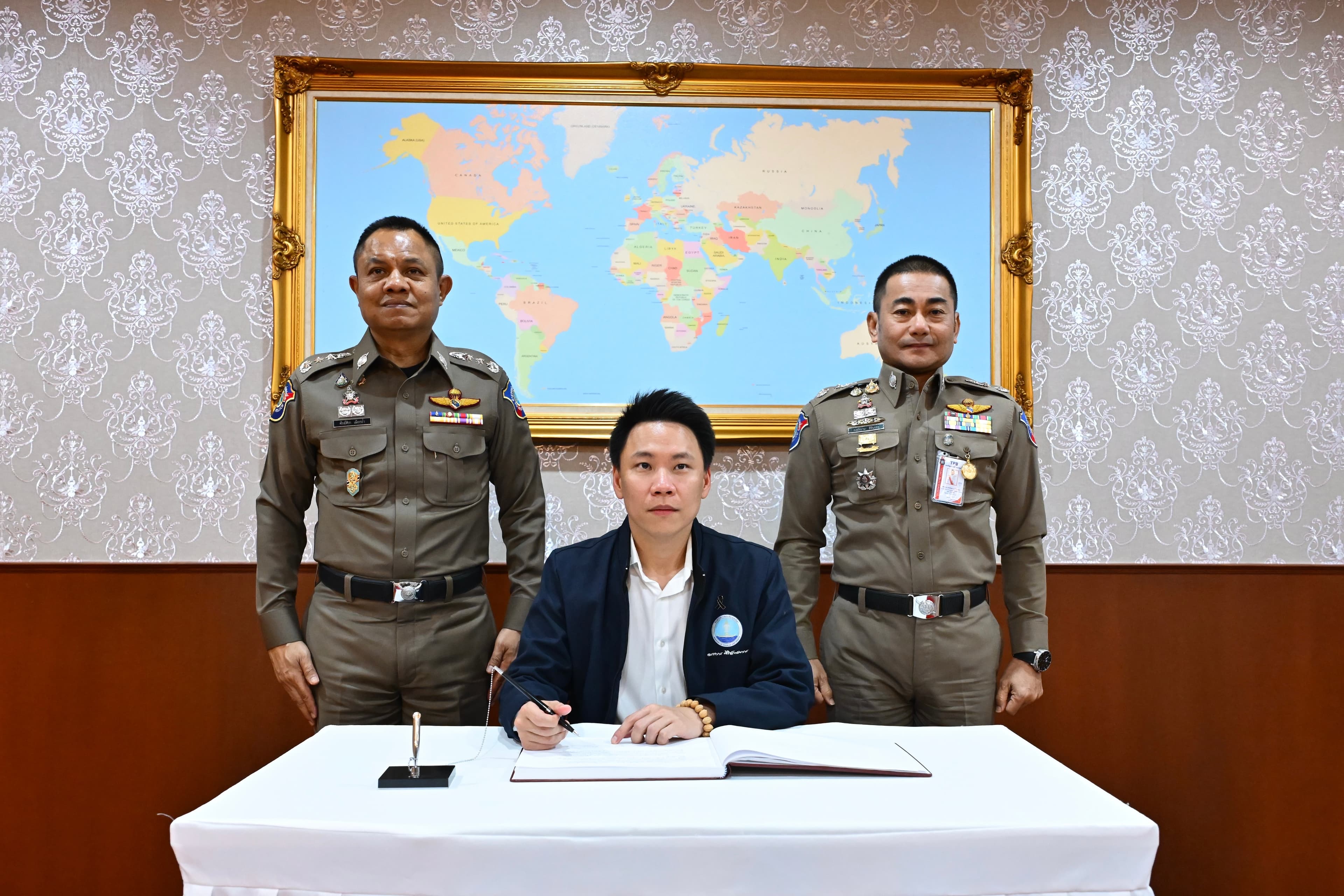 รูปภาพแกลเลอรี