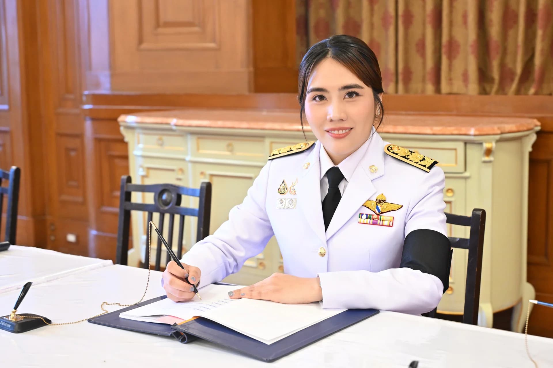 รูปภาพแกลเลอรี