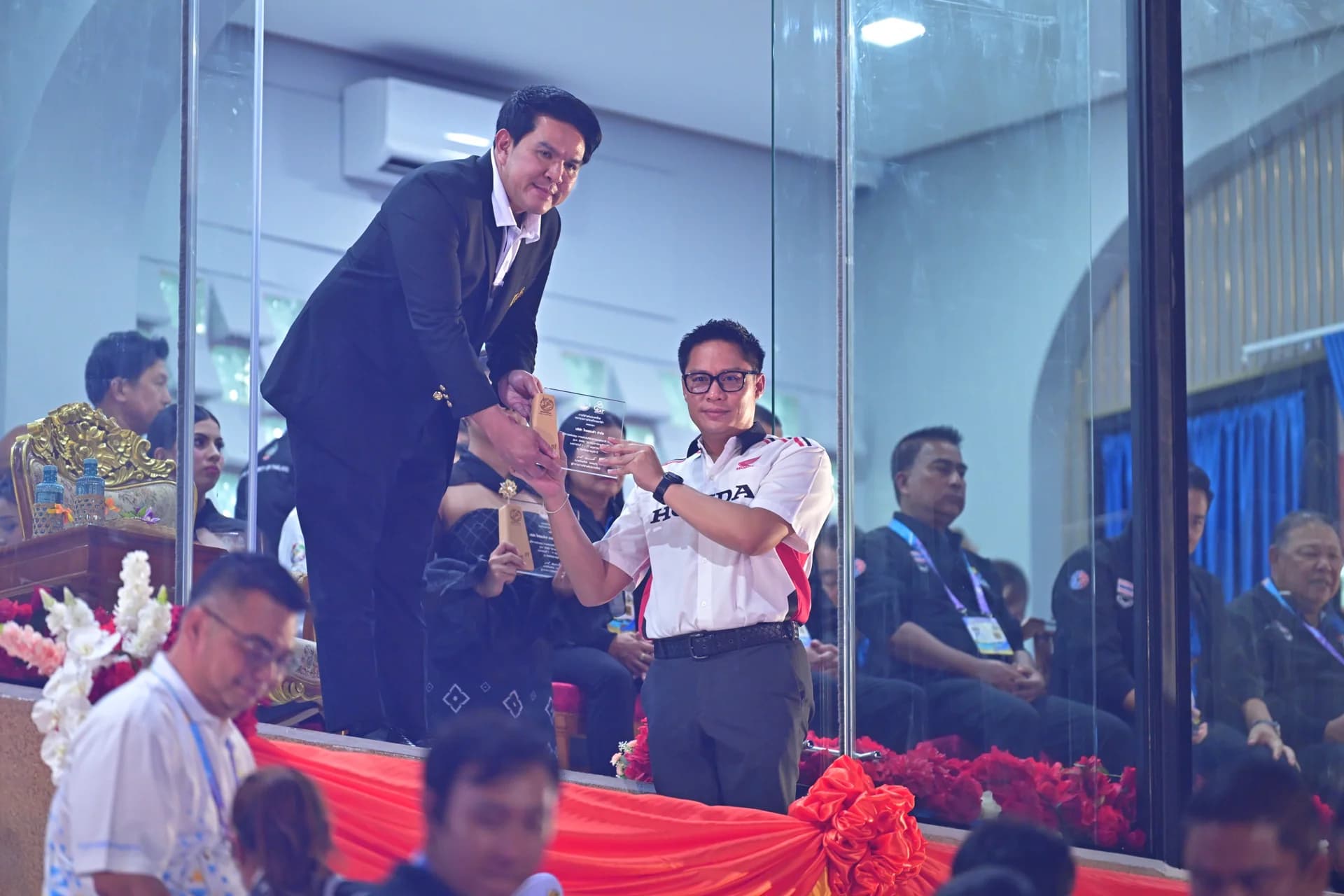 รูปภาพแกลเลอรี