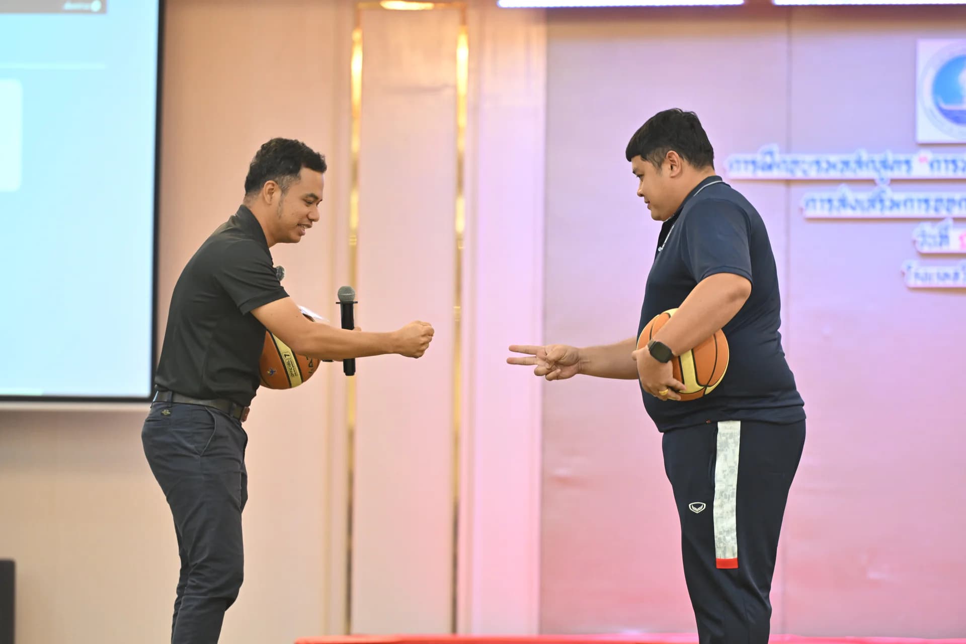 รูปภาพแกลเลอรี