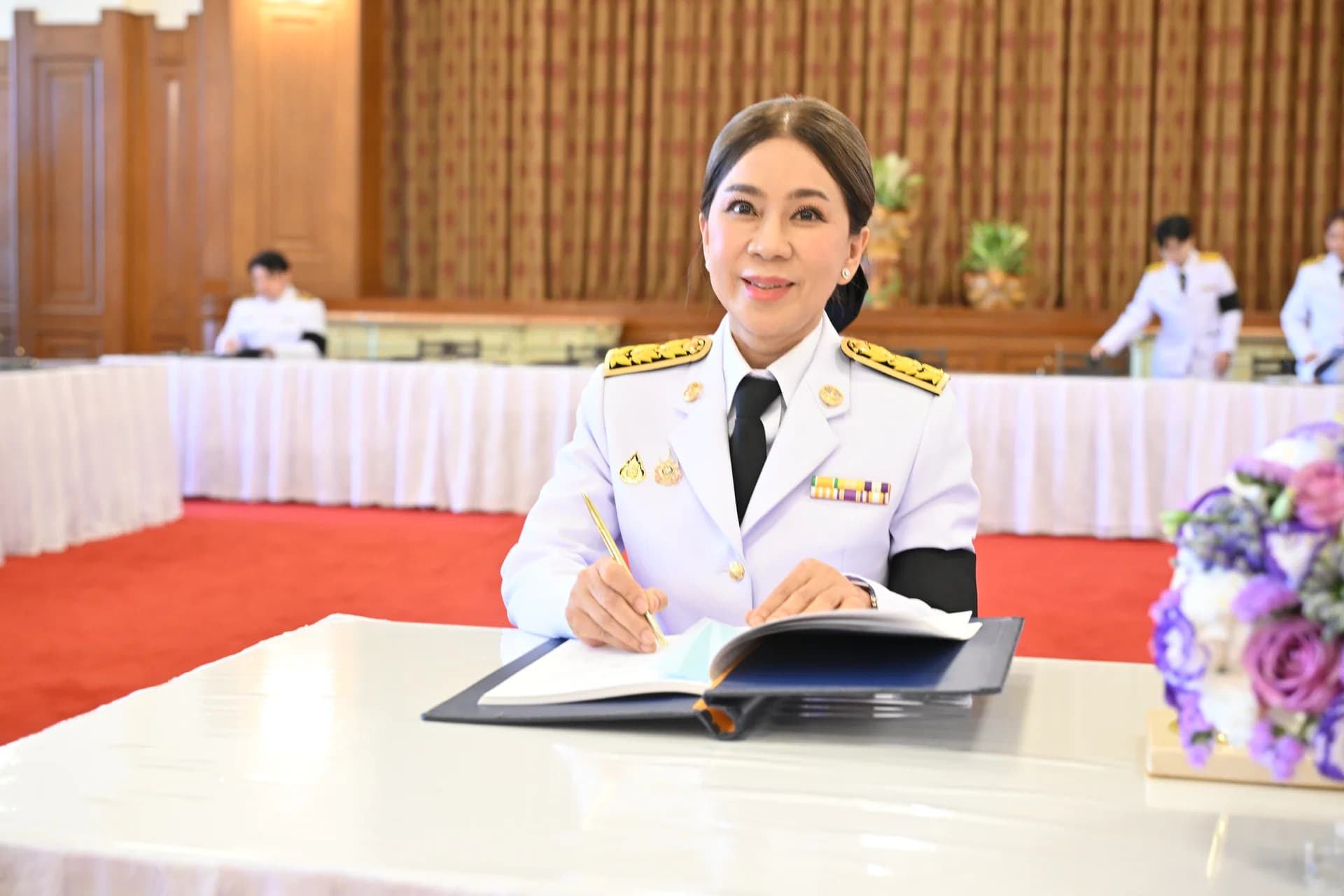 รูปภาพแกลเลอรี