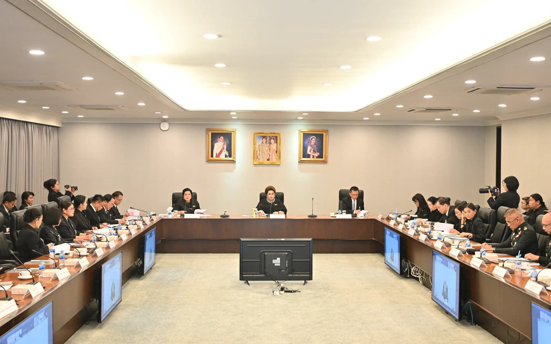 “รองปลัดฯ ณัฏฐิรา” ร่วมประชุมคณะกรรมการฝ่ายประชาสัมพันธ์พระราชพิธีฯ พร้อมรายงานความคืบหน้าการสื่อสารข้อมูลเพื่ออำนวยความสะดวกนักท่องเที่ยวไทย–ต่างชาติ