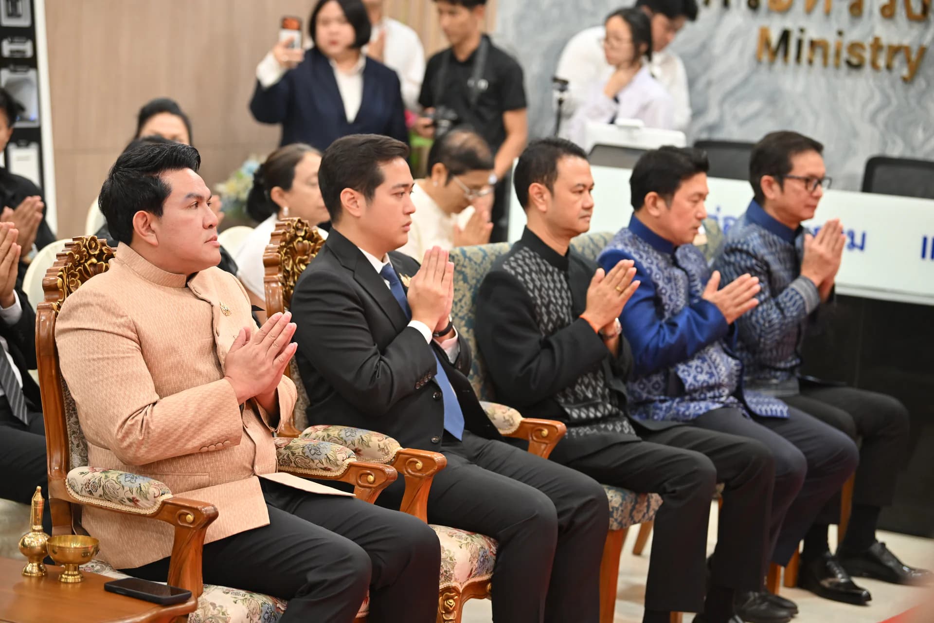 รูปภาพแกลเลอรี