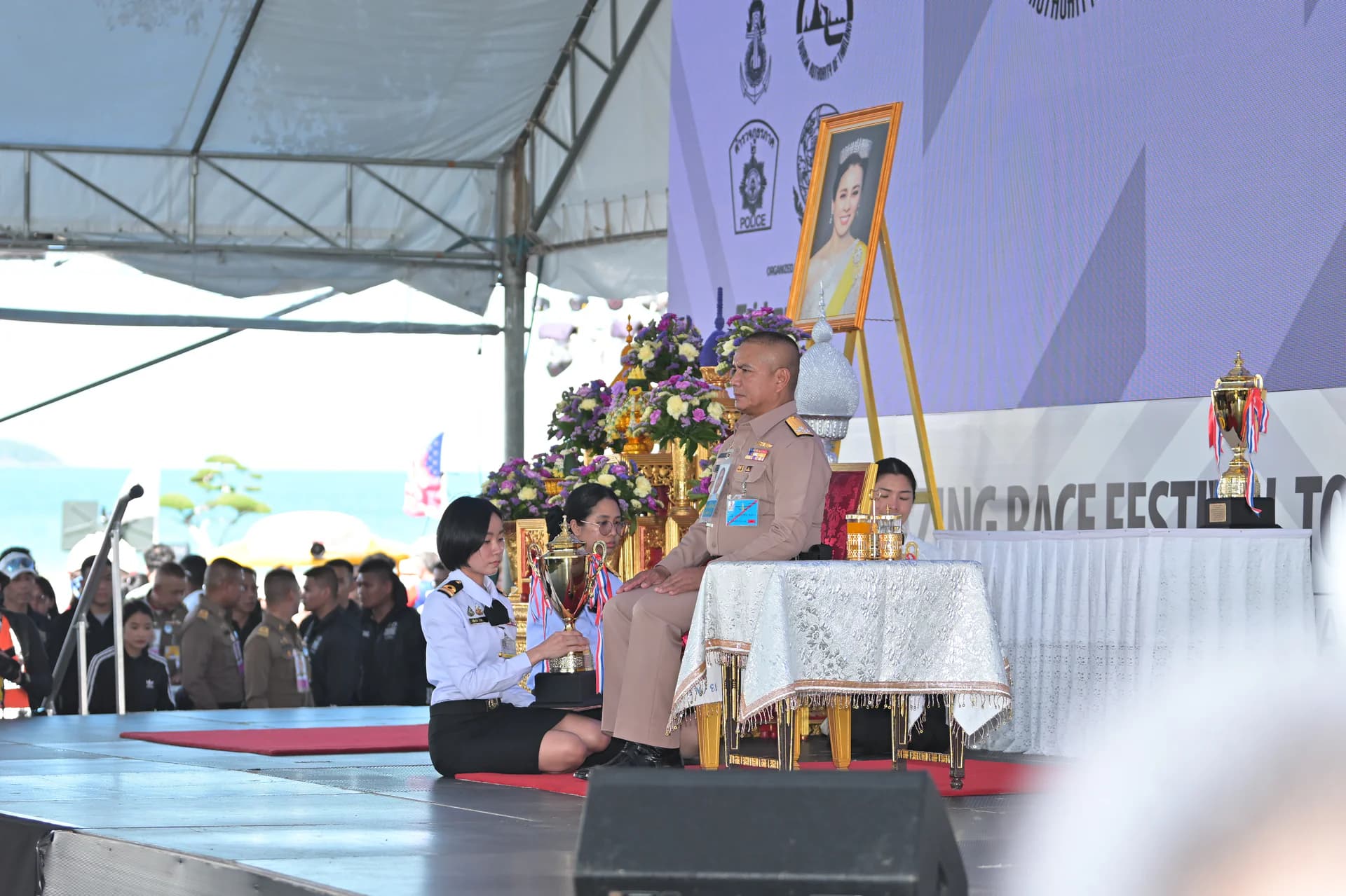 รูปภาพแกลเลอรี