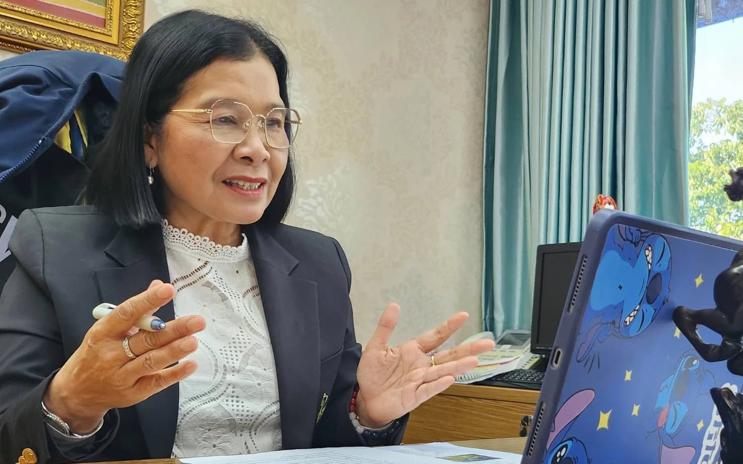 รองปลัดฯ วนิดา ให้สัมภาษณ์วิทยุรายการ “สูงวัยไปต่อ” ชวนเที่ยวเมืองรองรับวาเลนไทน์ ผ่านโครงการ “เทศกาลเมือง (ต้อง) รอง”