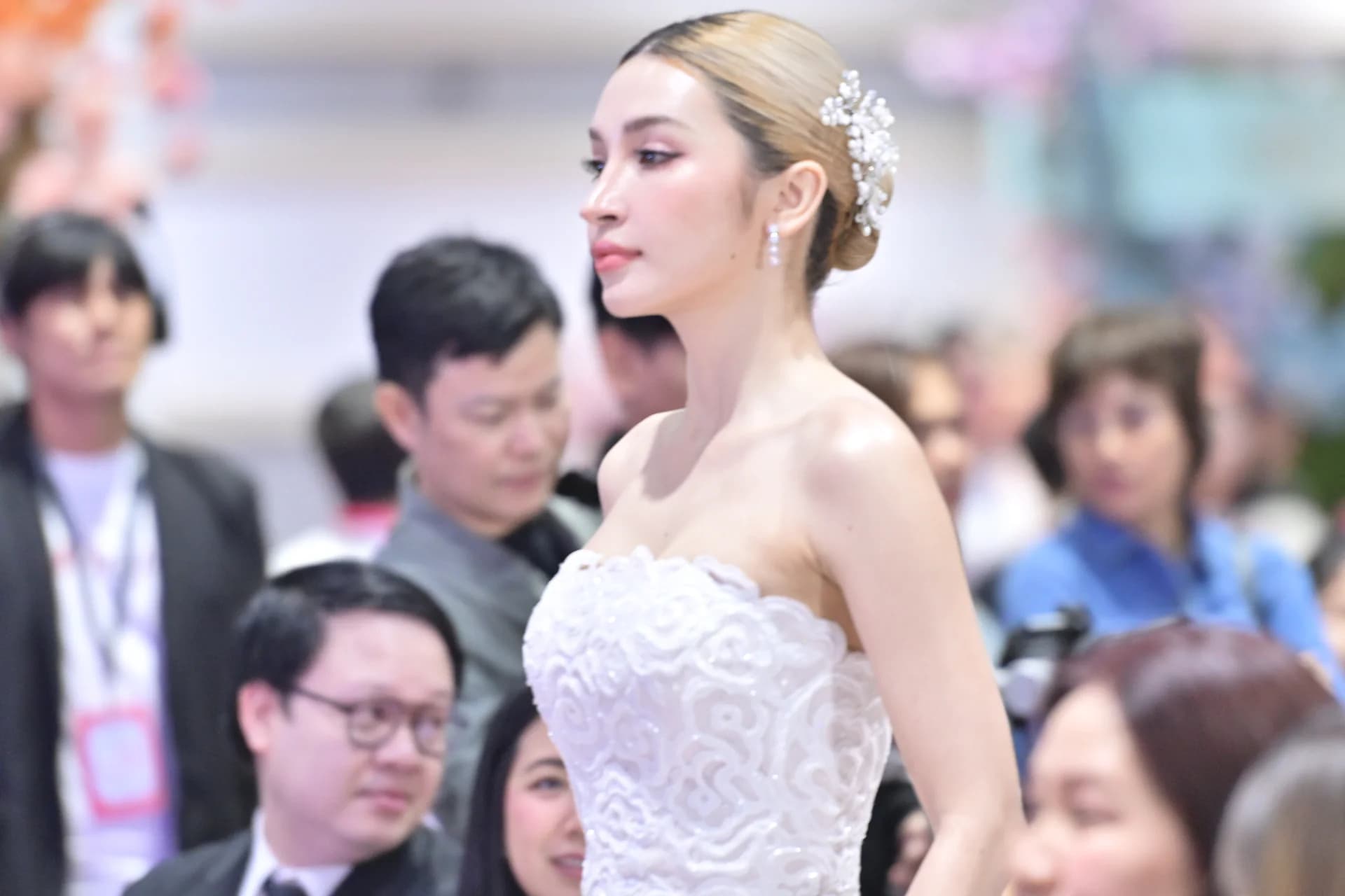 รูปภาพแกลเลอรี