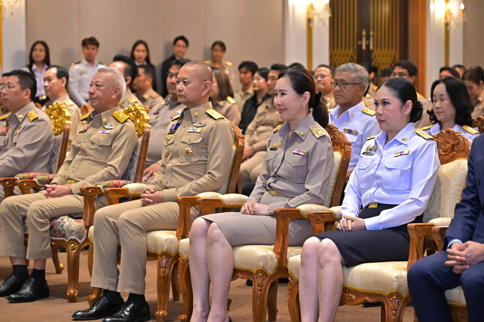รูปภาพแกลเลอรี