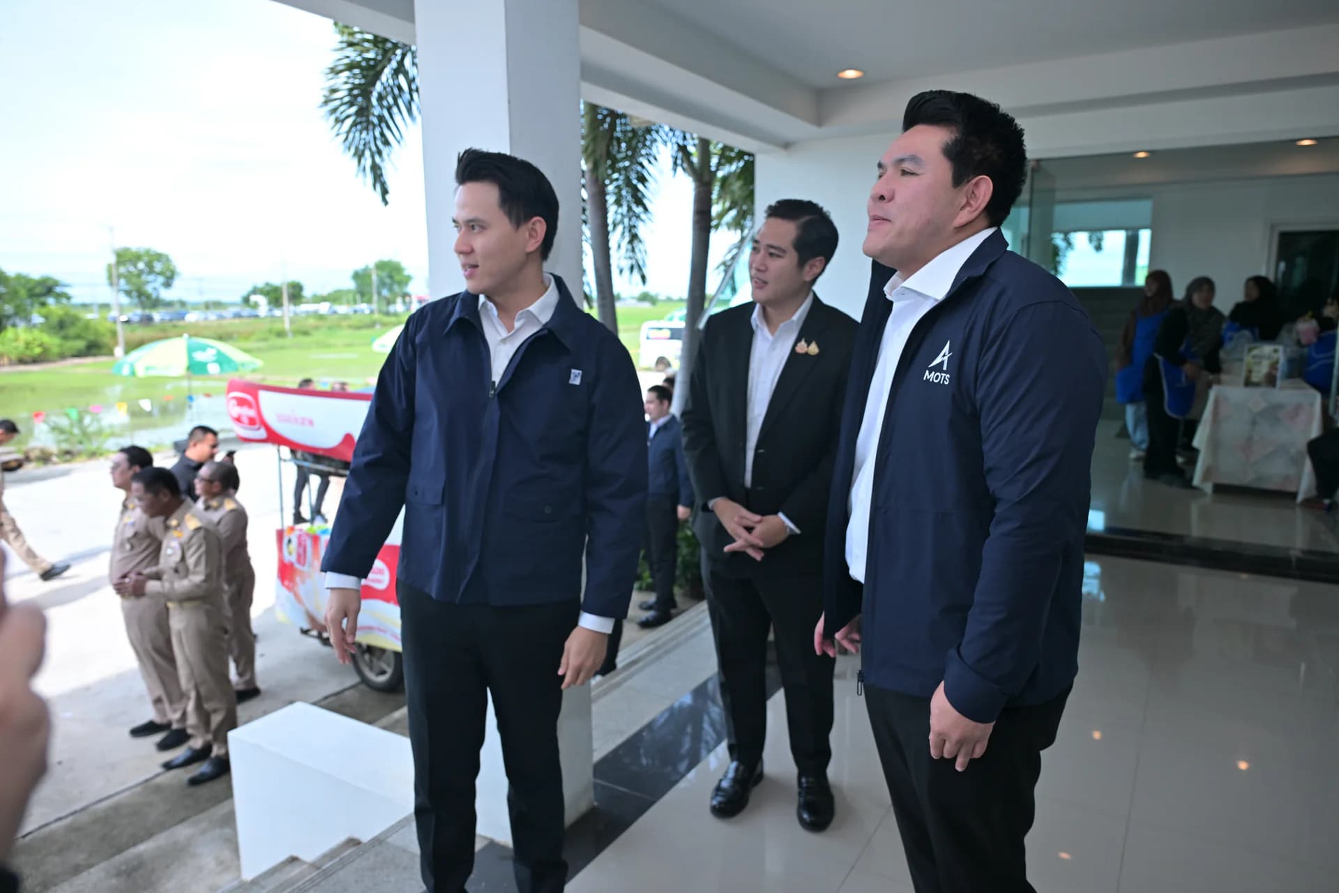 รูปภาพแกลเลอรี
