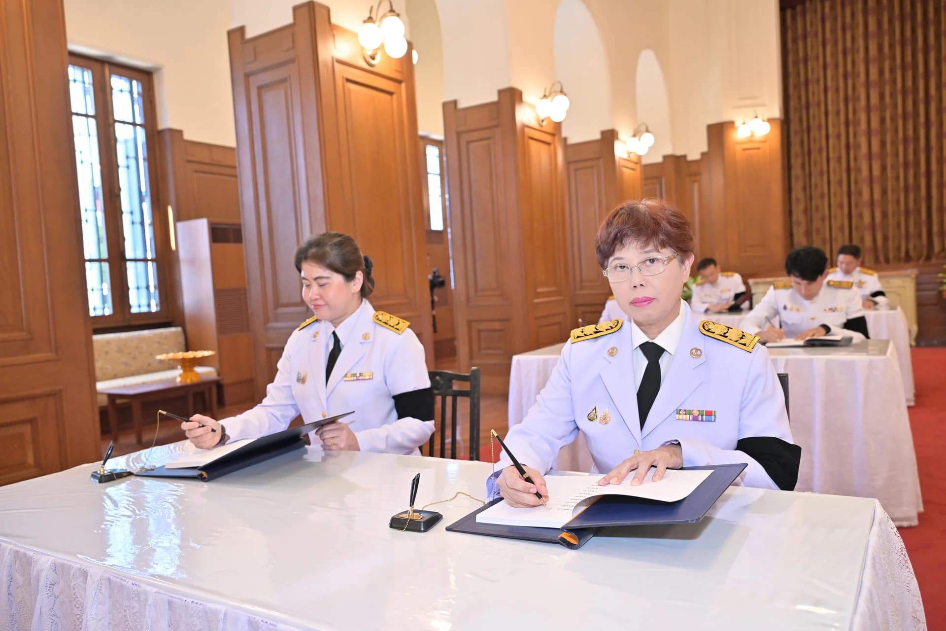 รูปภาพแกลเลอรี