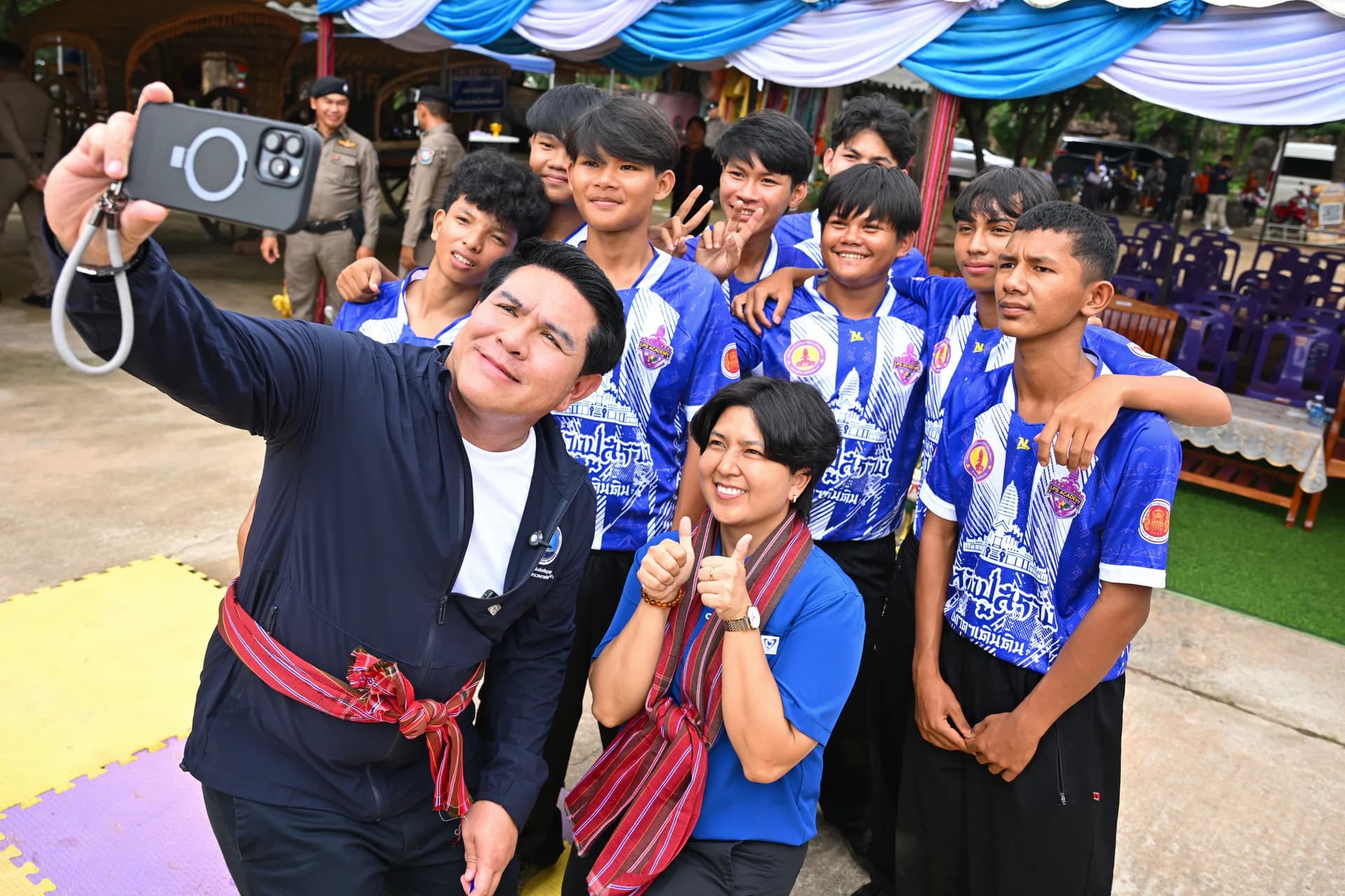 รูปภาพแกลเลอรี
