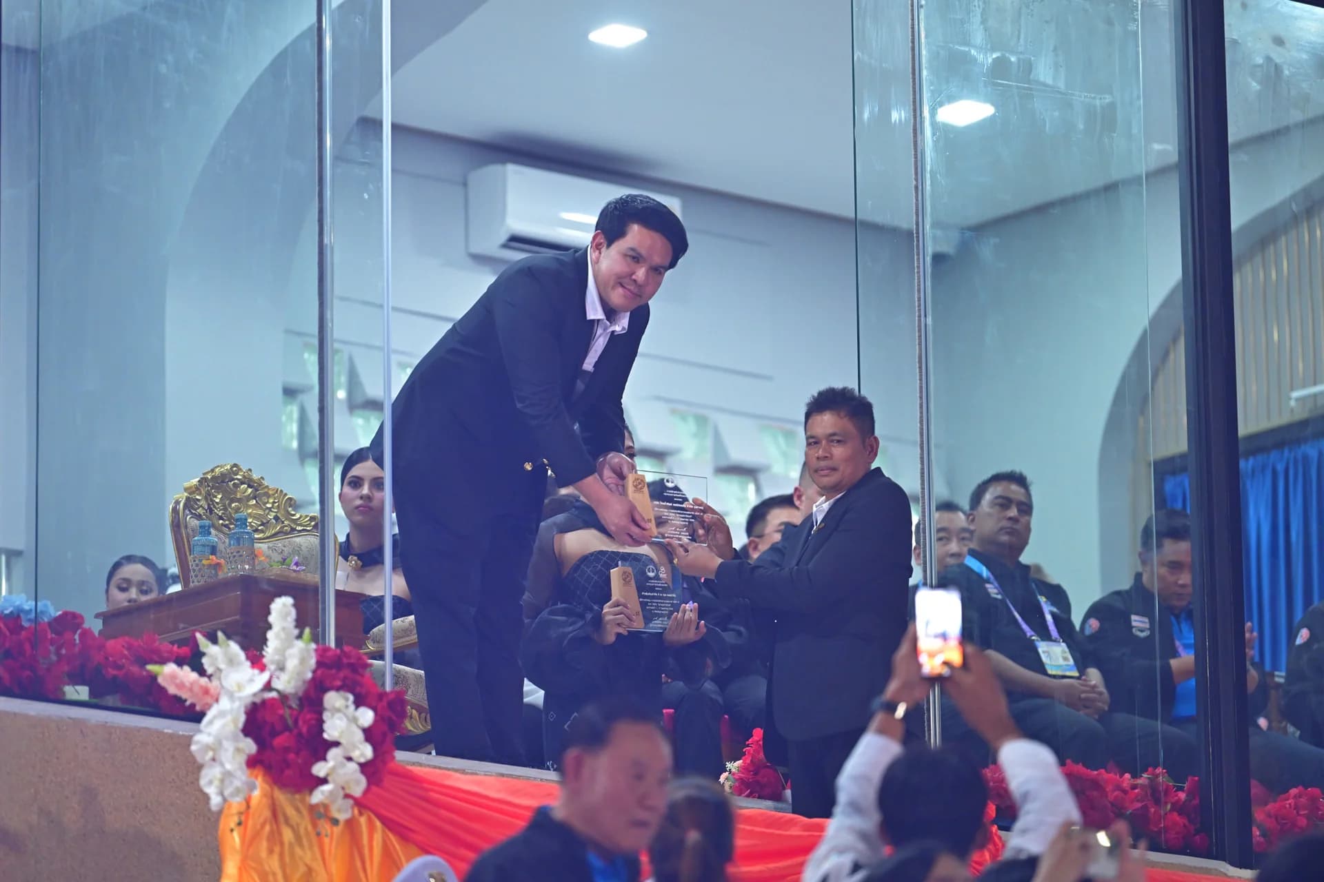 รูปภาพแกลเลอรี