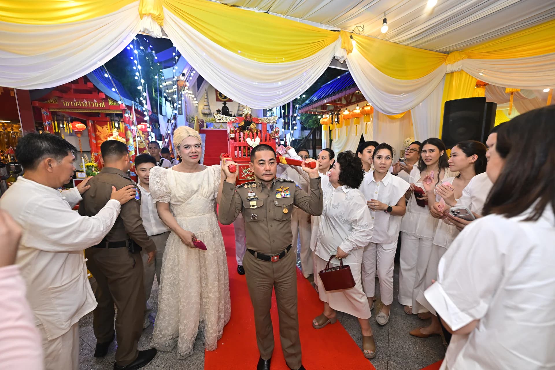 รูปภาพแกลเลอรี