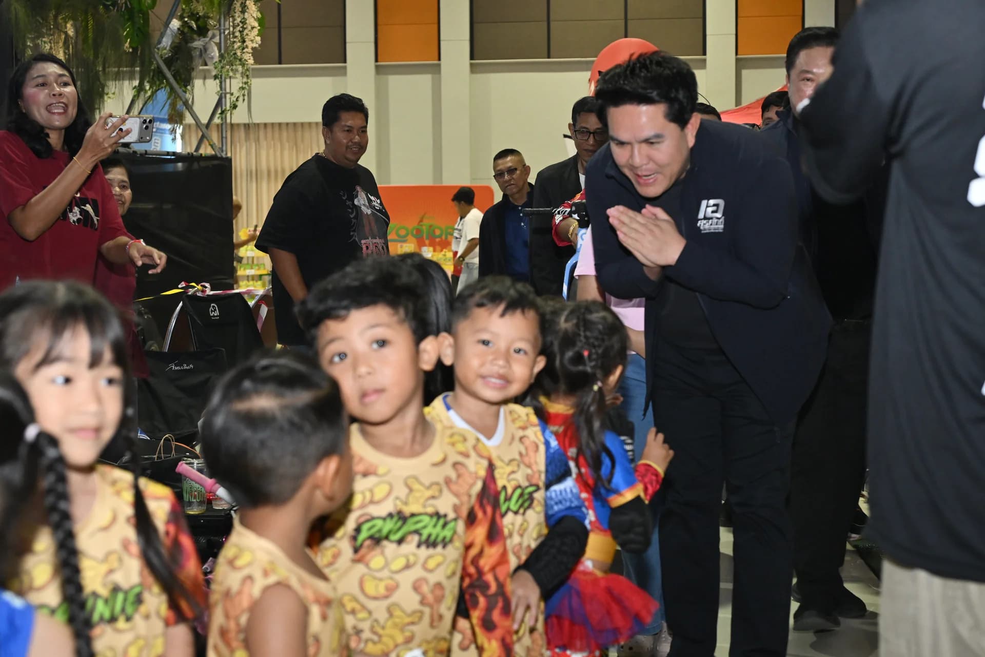 รูปภาพแกลเลอรี