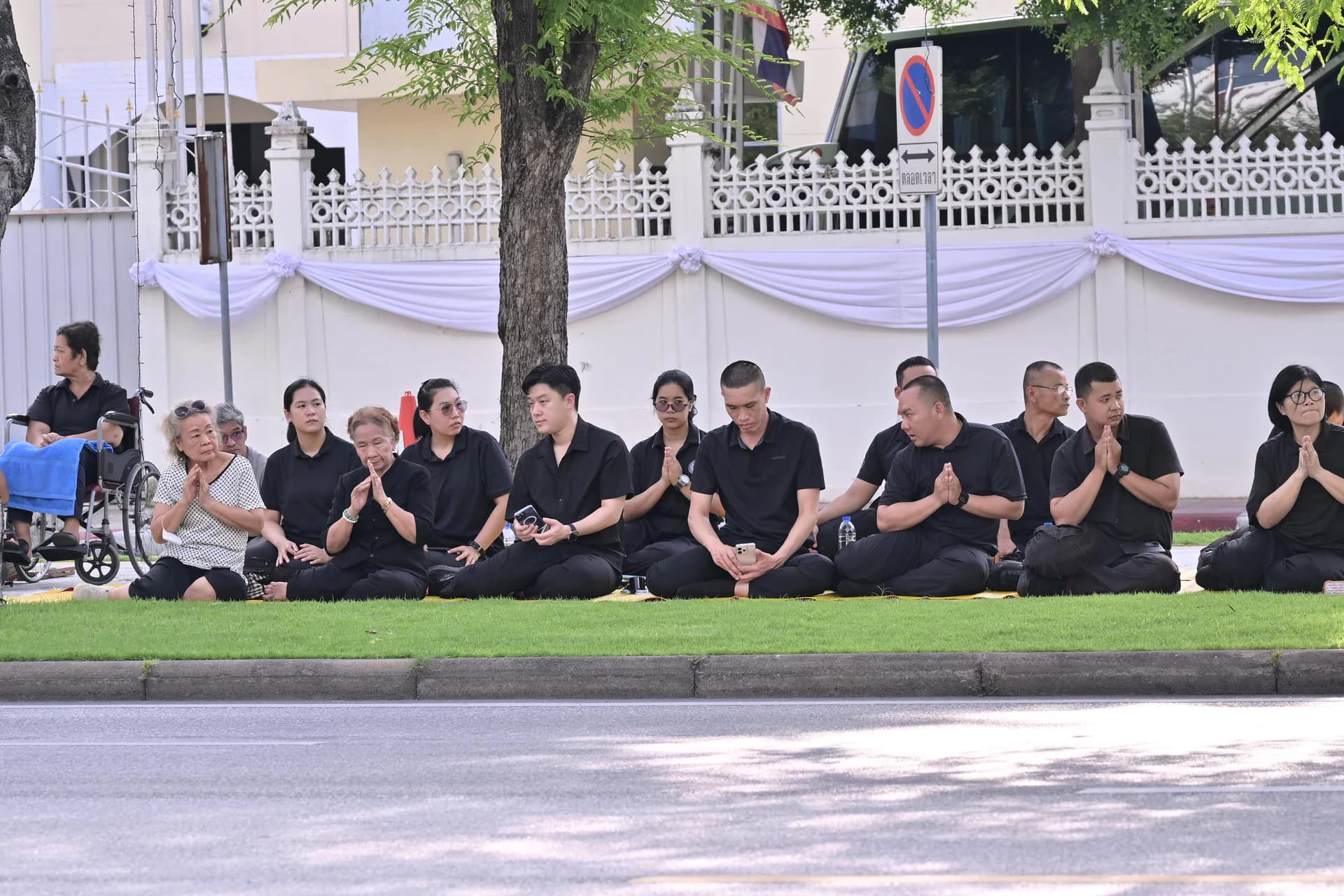 รูปภาพแกลเลอรี