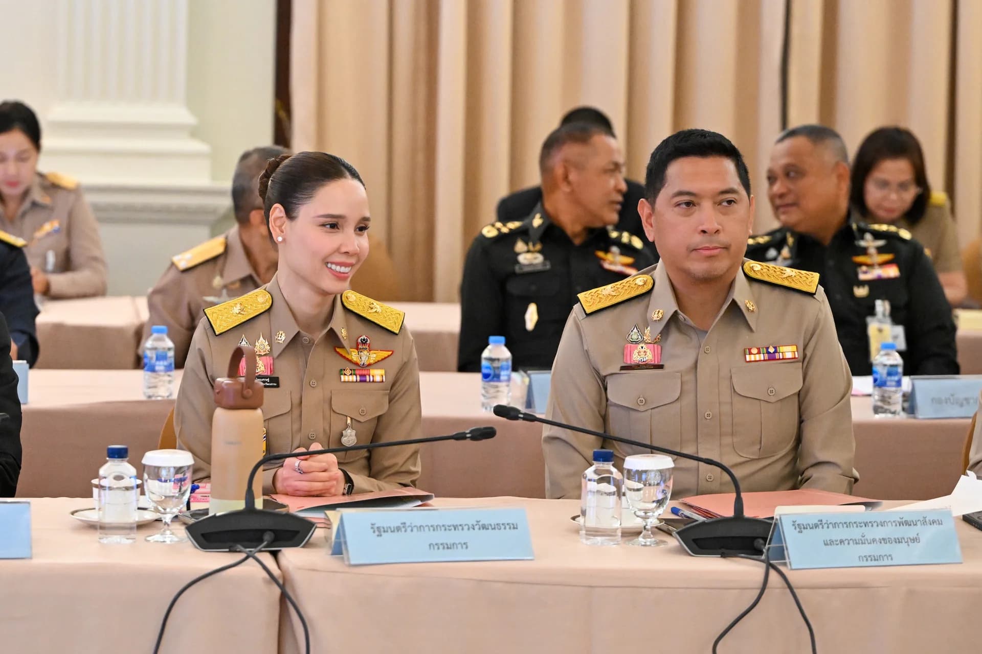 รูปภาพแกลเลอรี