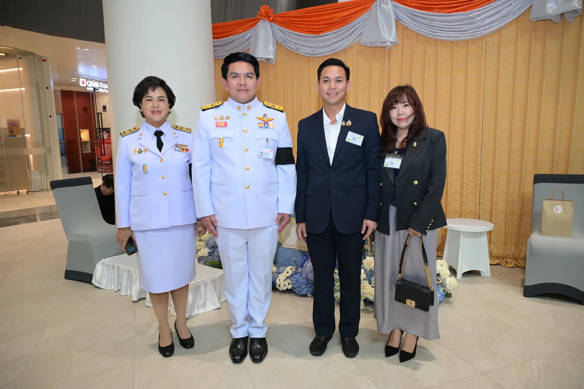 รูปภาพแกลเลอรี