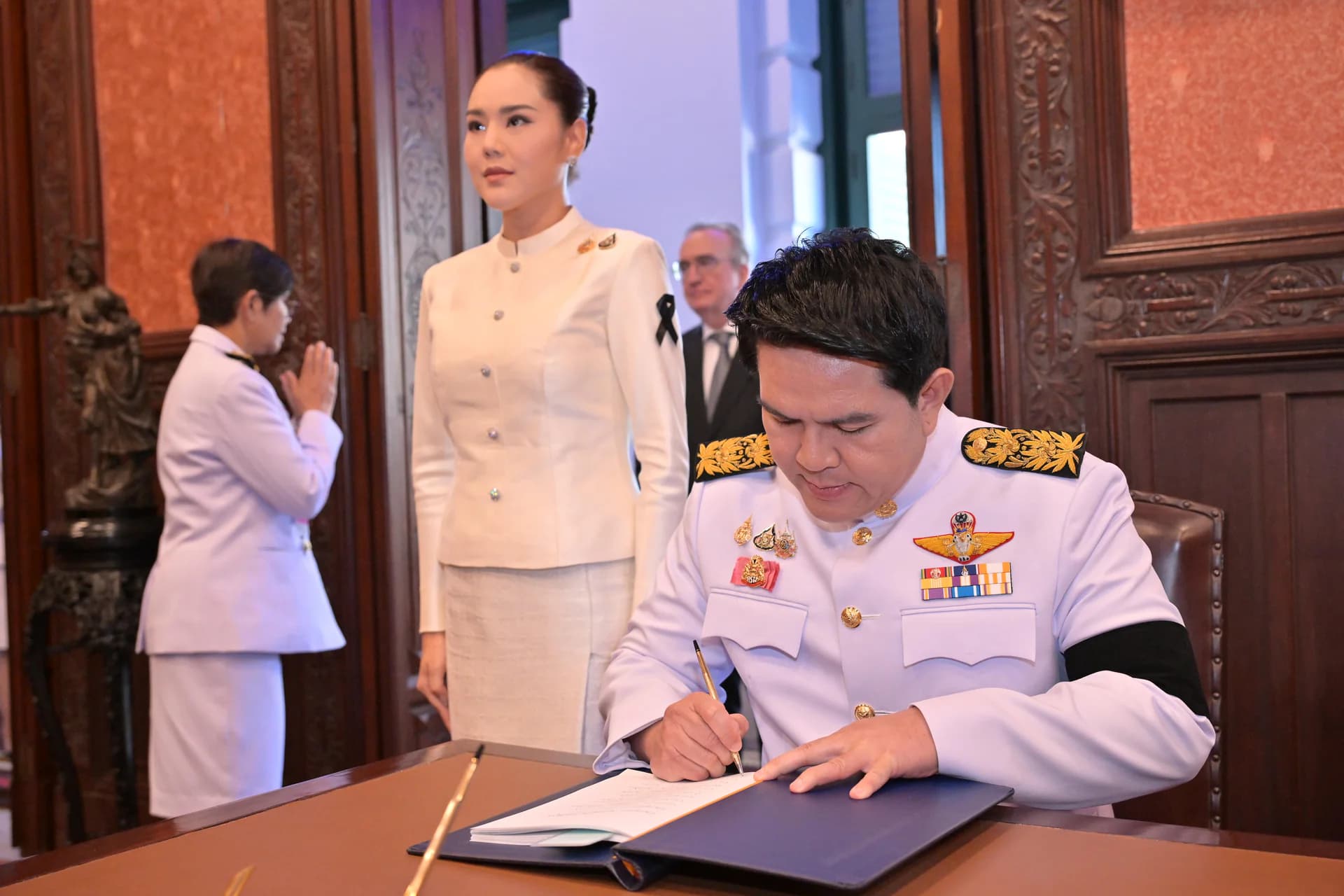 รูปภาพแกลเลอรี