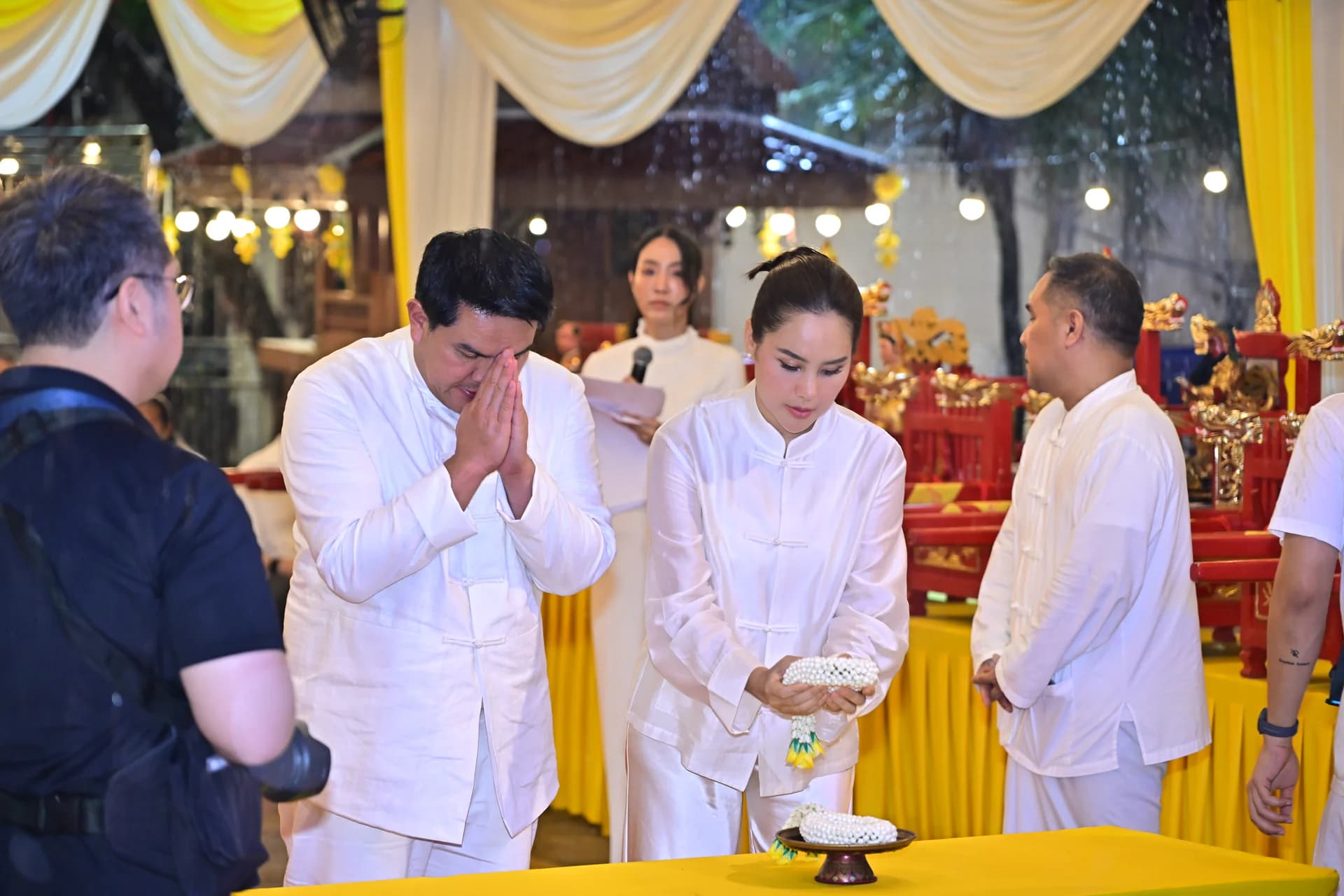 รูปภาพแกลเลอรี
